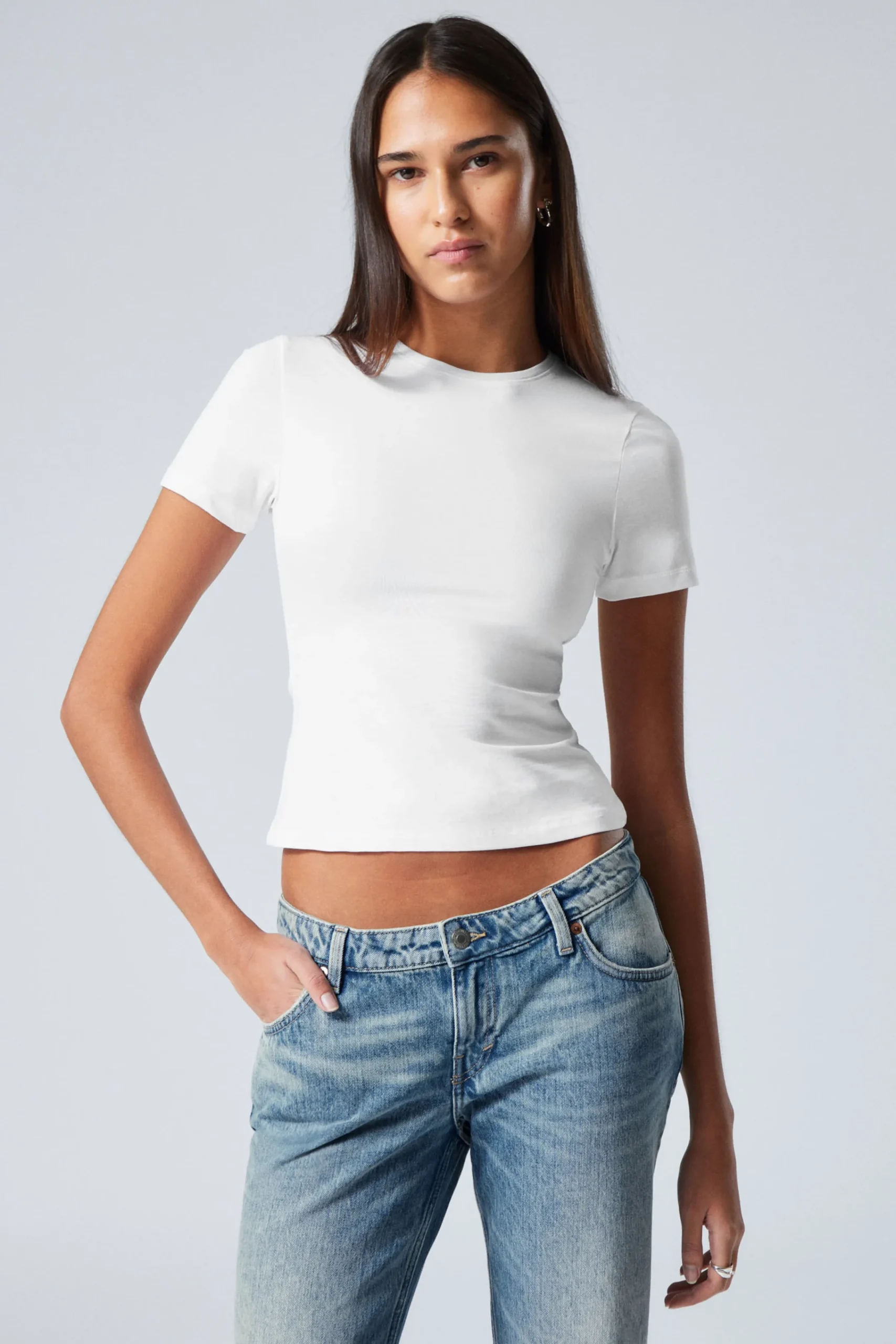 Weekday Basplagg | T-Shirtar<SLIM FIT T-SHIRT