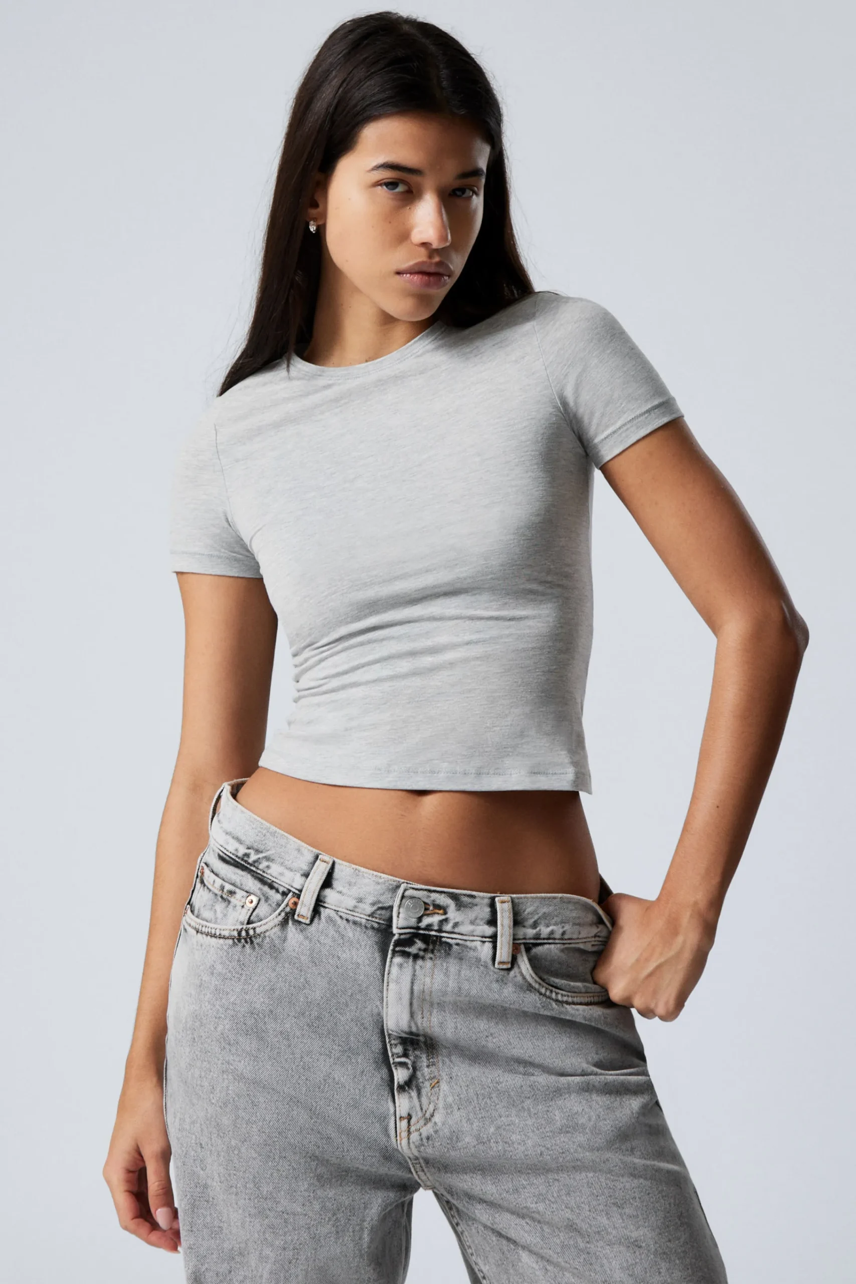 Weekday Basplagg | T-Shirtar<SLIM FIT T-SHIRT