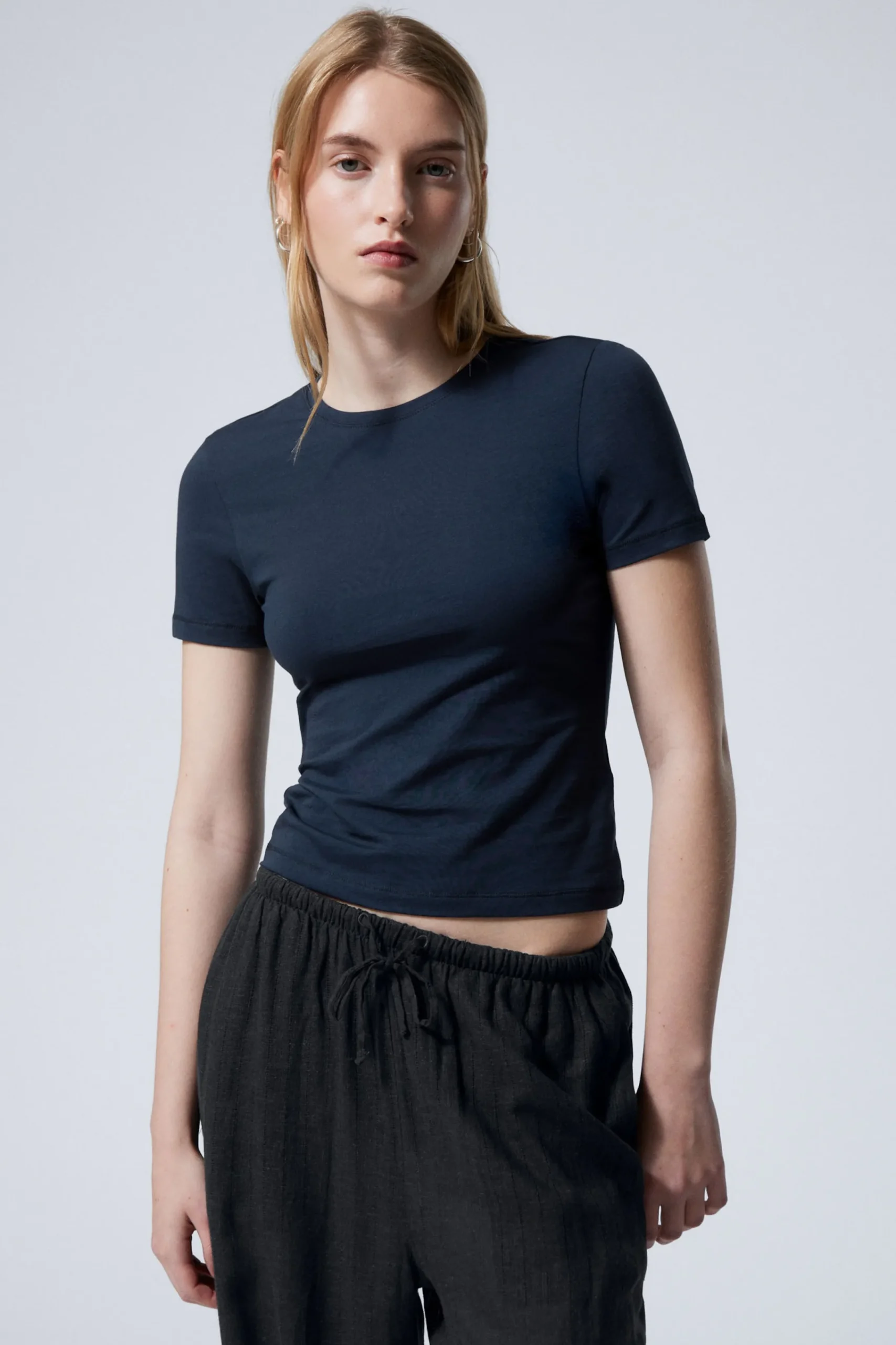Weekday Basplagg | T-Shirtar<SLIM FIT T-SHIRT