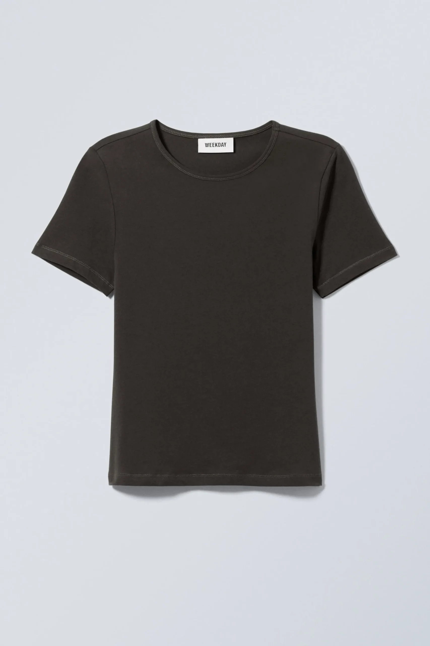 slim_fit_tshirt_2-2.webp Weekday Basplagg | T-Shirtar<SLIM FIT T-SHIRT