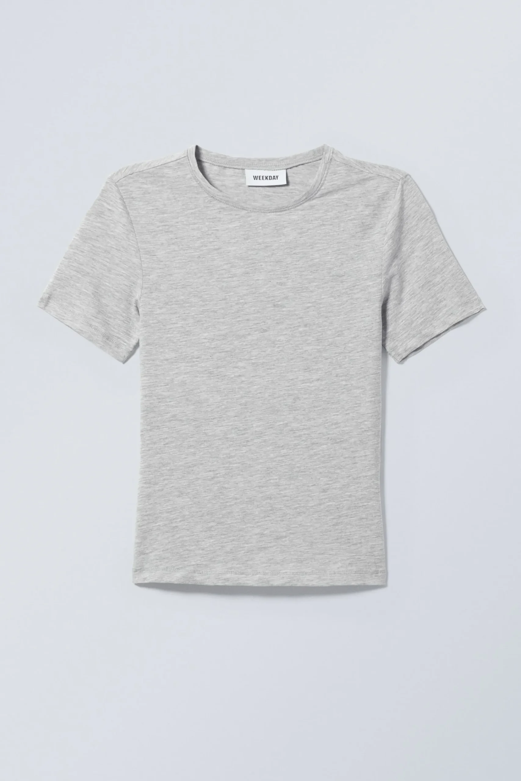slim_fit_tshirt_2-4.webp Weekday Basplagg | T-Shirtar<SLIM FIT T-SHIRT