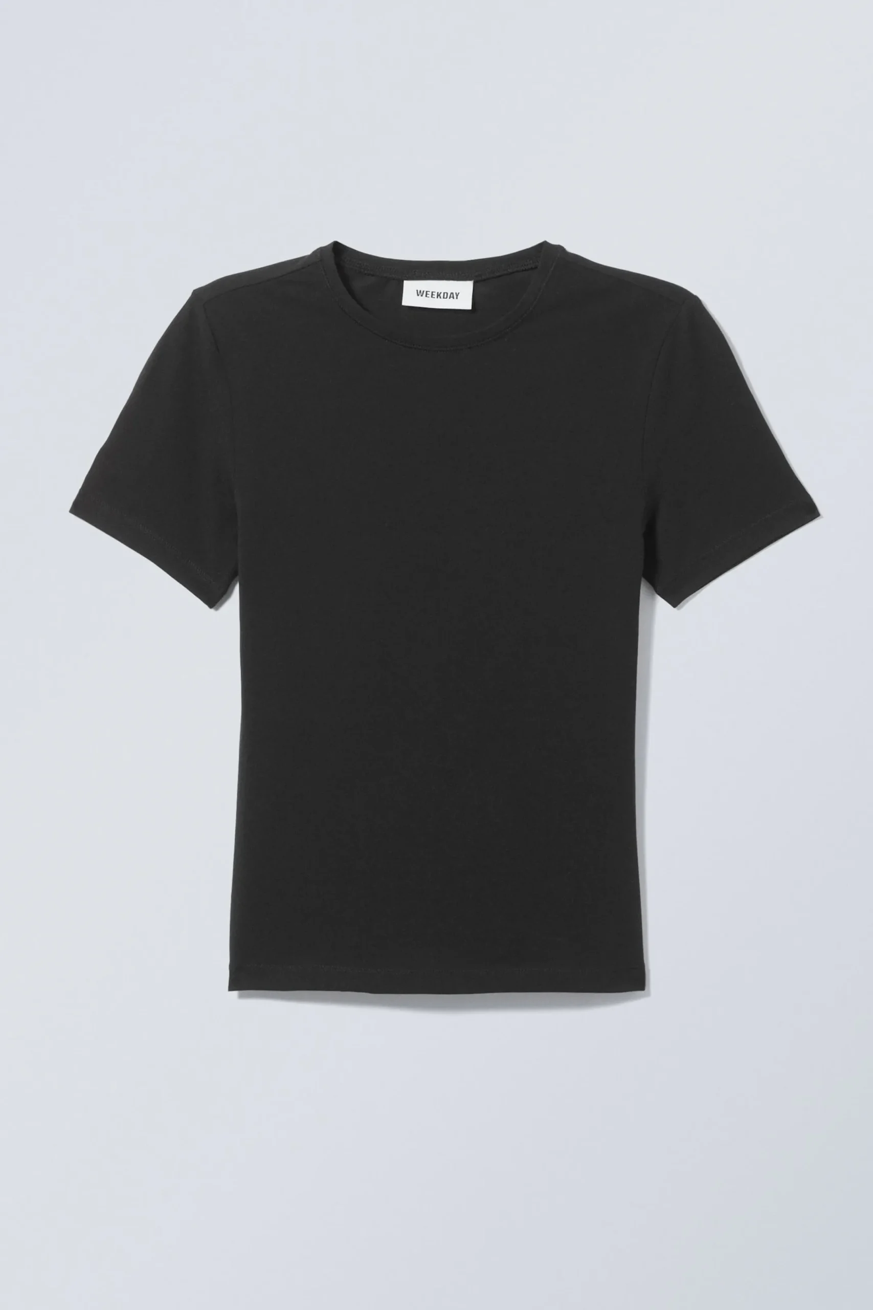 slim_fit_tshirt_2.webp Weekday T-Shirtar | Toppar<SLIM FIT T-SHIRT