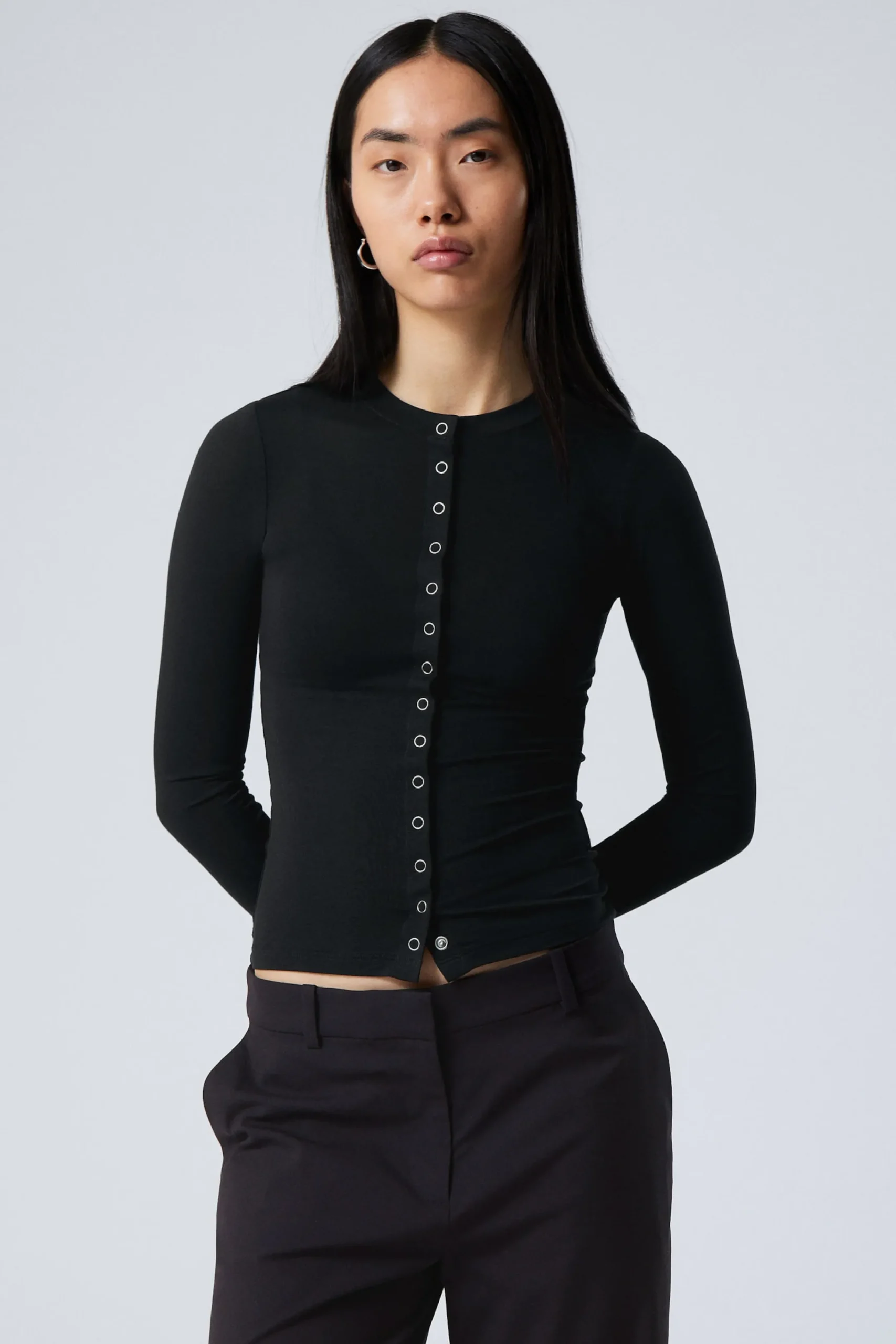 Weekday Toppar<SLIM LONGSLEEVED BUTTONED CARDIGAN