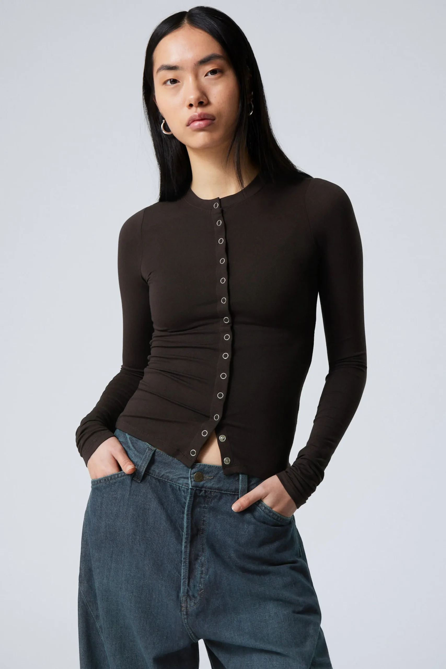 Weekday Toppar<SLIM LONGSLEEVED BUTTONED CARDIGAN