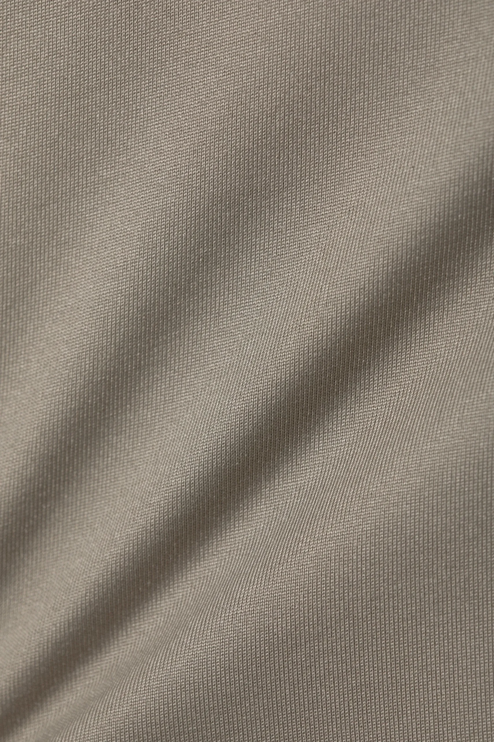 smal_rmls_turtlenecktopp_4-1.webp Weekday Toppar<SMAL ÄRMLÖS TURTLENECK-TOPP