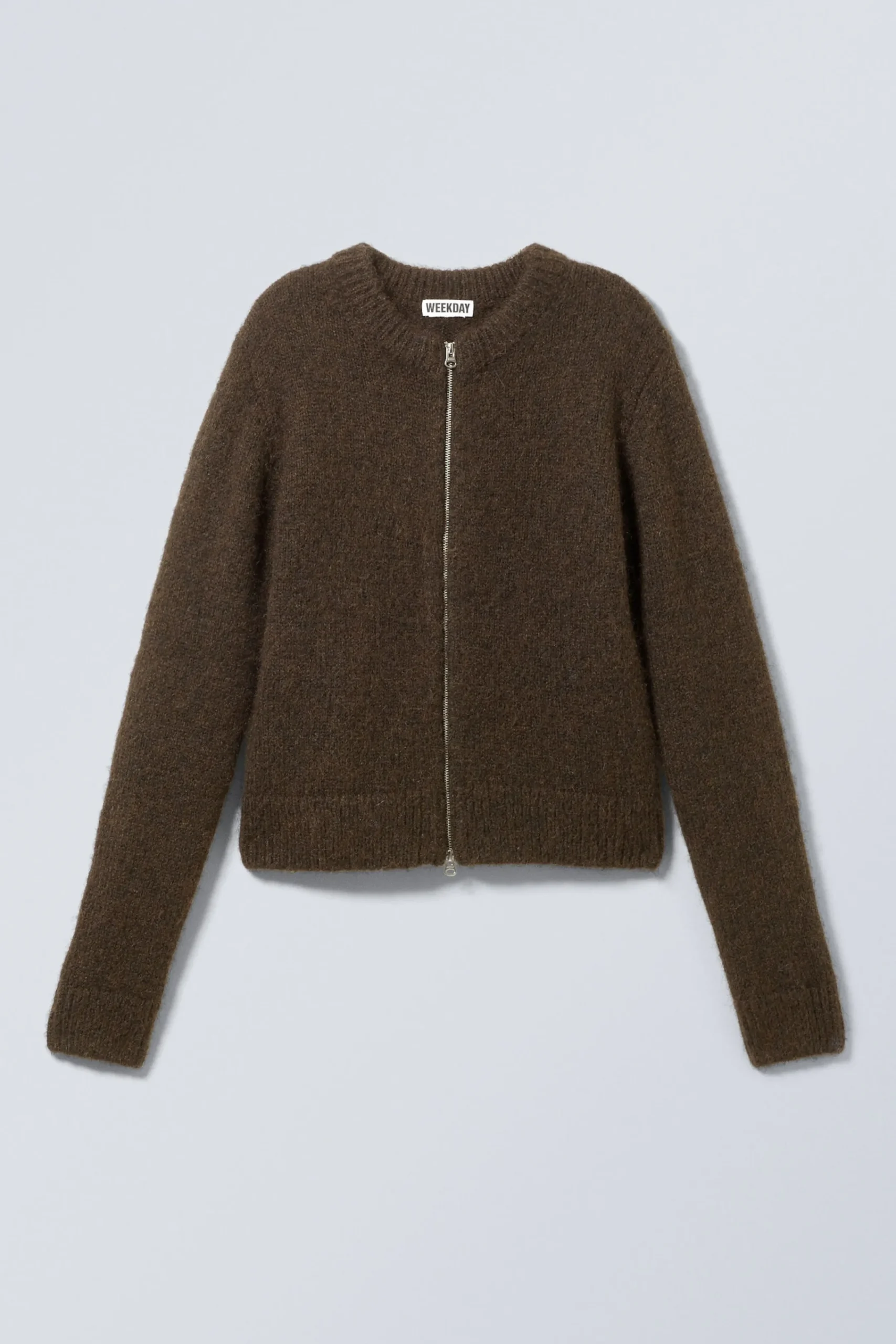 smal_stickad_cardigan_med_dragkedja_2-1.webp Weekday Stickat<SMAL STICKAD CARDIGAN MED DRAGKEDJA