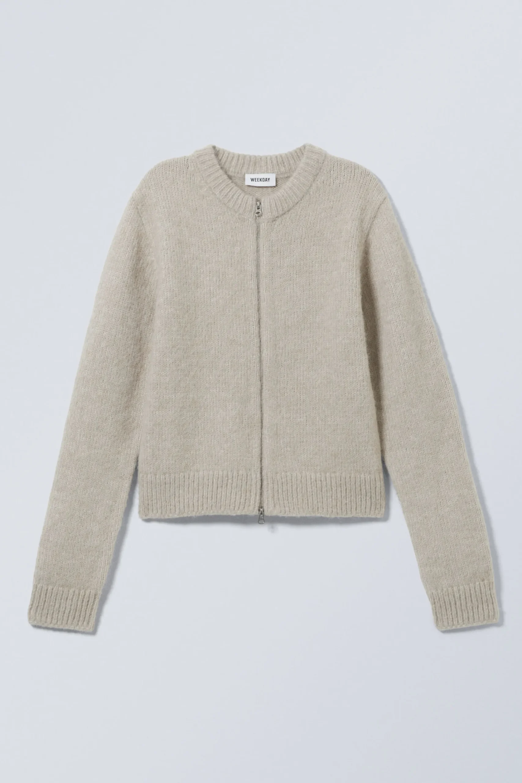 smal_stickad_cardigan_med_dragkedja_2-2.webp Weekday Stickat<SMAL STICKAD CARDIGAN MED DRAGKEDJA