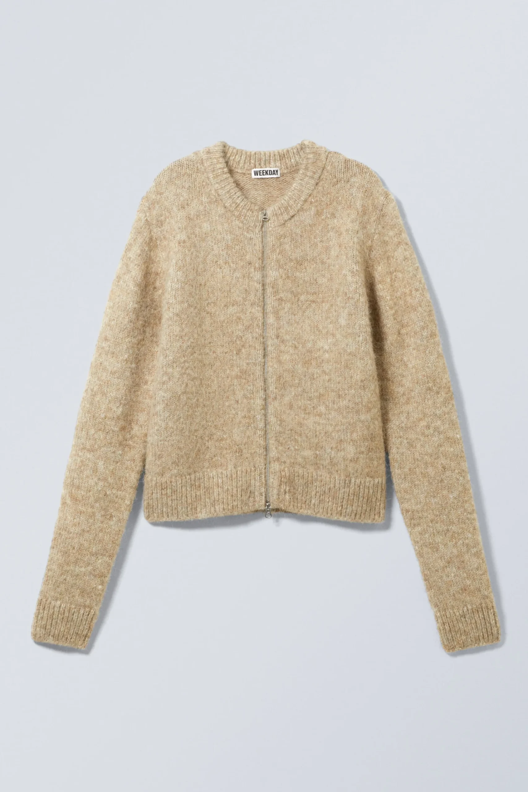 smal_stickad_cardigan_med_dragkedja_2-3.webp Weekday Stickat<SMAL STICKAD CARDIGAN MED DRAGKEDJA