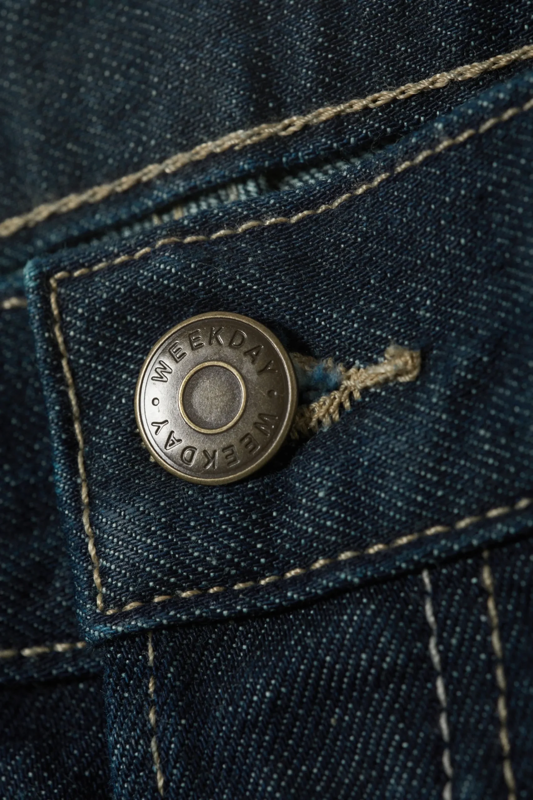 solera_lediga_barrel_jeans_5.webp Weekday Jeans<SOLERA LEDIGA BARREL JEANS