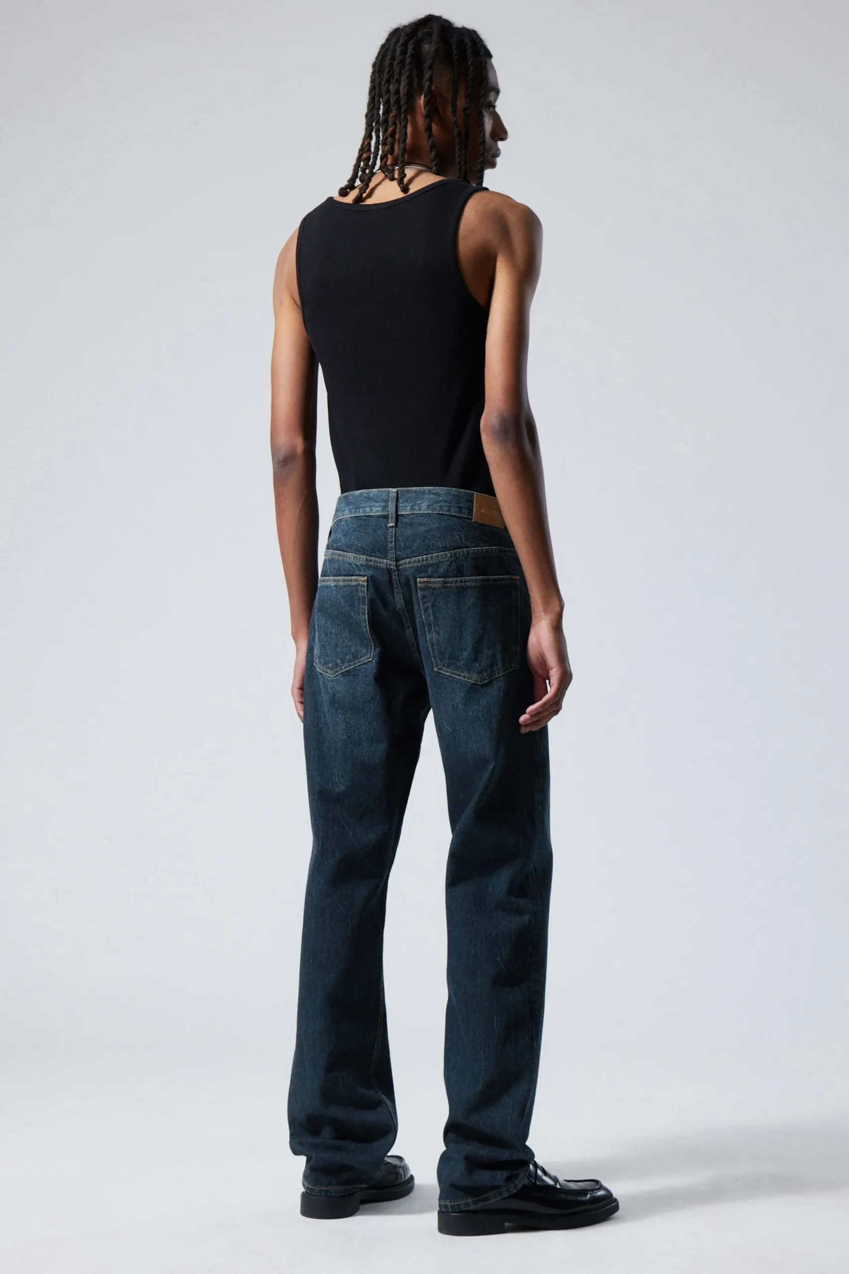 space_relaxed_straight_leg_jeans_4-2.webp Weekday Jeans<SPACE RELAXED STRAIGHT LEG JEANS