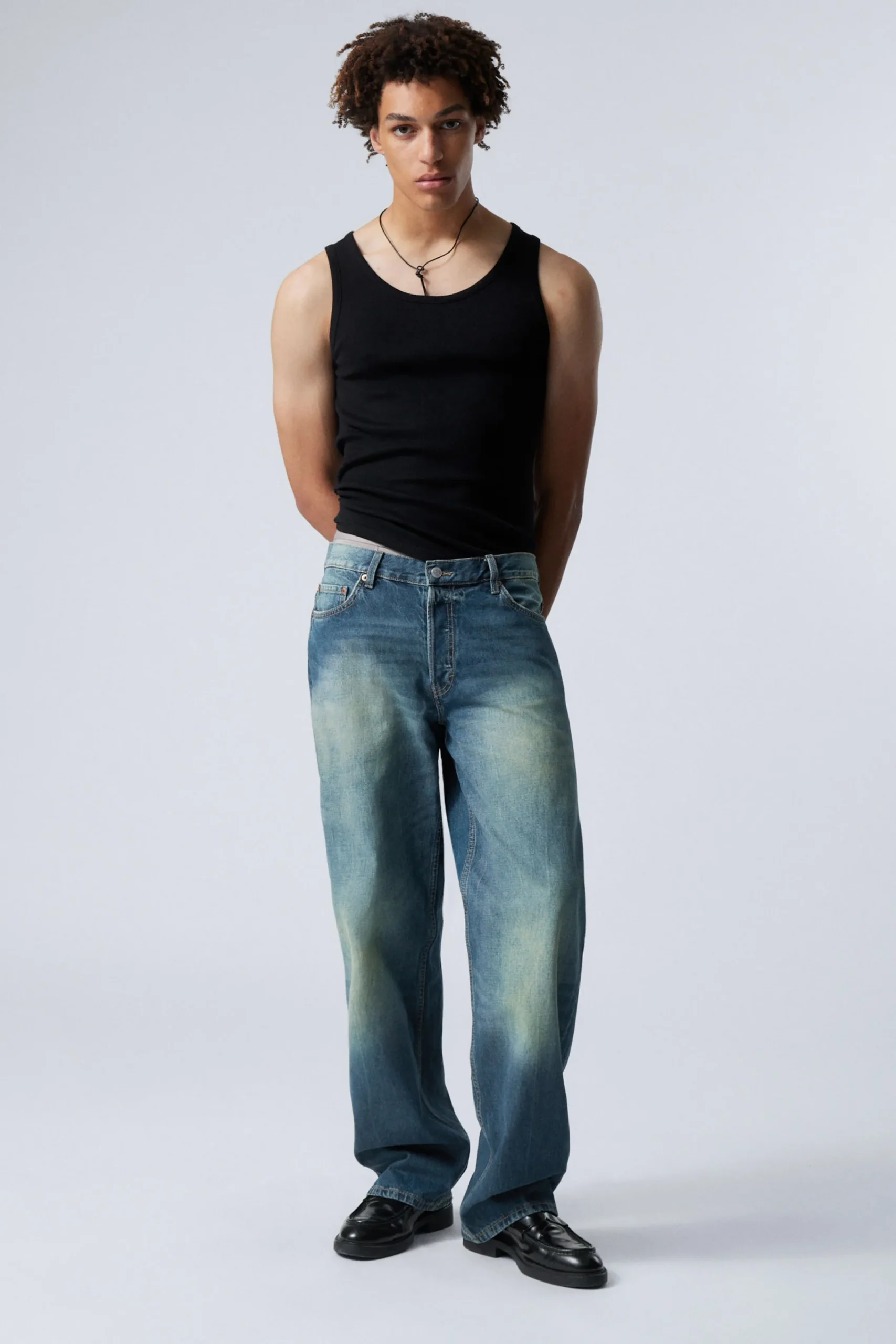 Weekday Jeans<SPHERE LOW WAIST LOOSE STRAIGHT LEG JEANS
