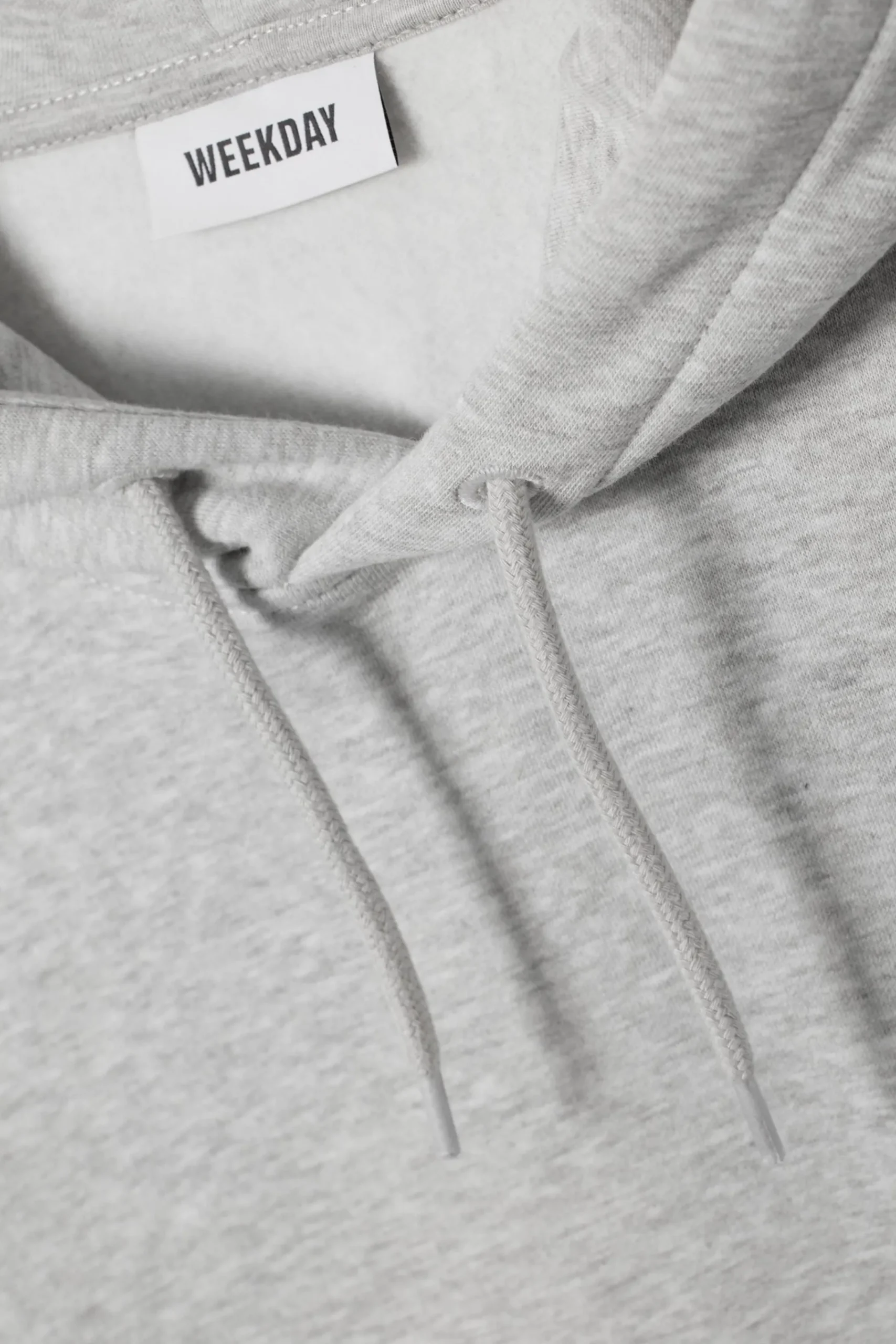 standard_mellantjock_hoodie_4.webp Weekday Basplagg<STANDARD MELLANTJOCK HOODIE