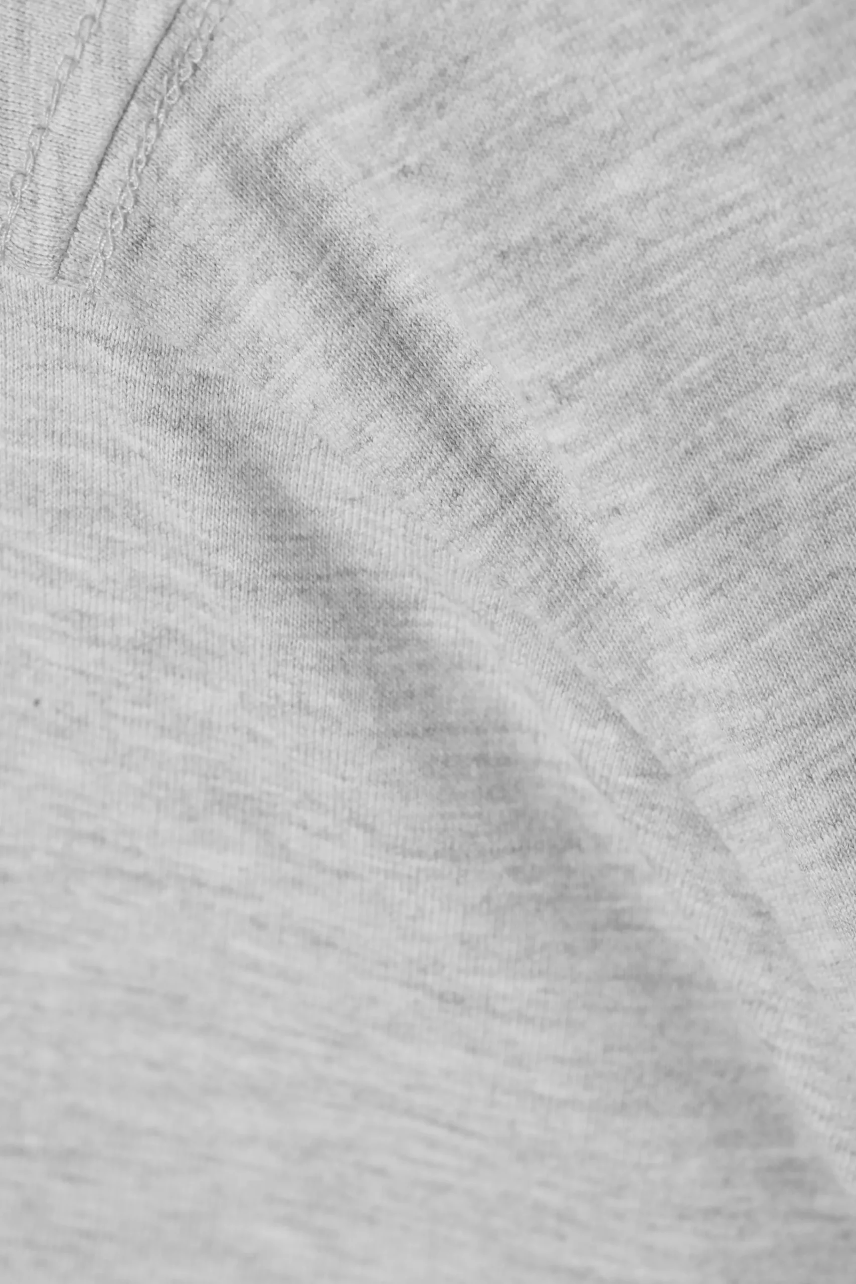 standard_midweight_tshirt_4-1.webp Weekday Basplagg | T-Shirtar & Toppar<STANDARD MIDWEIGHT T-SHIRT