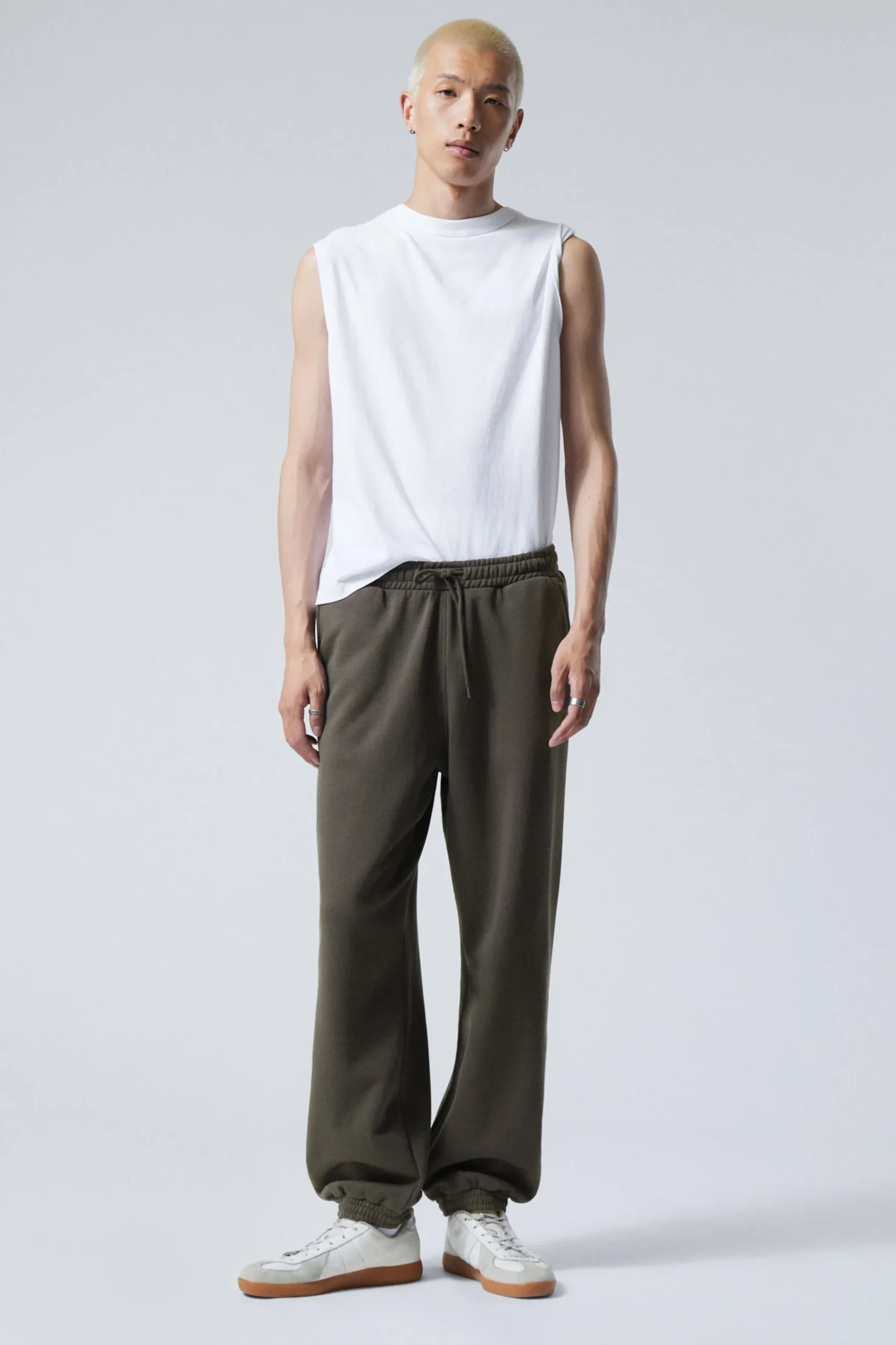 Weekday Basplagg | Byxor<STANDARD SWEATPANTS