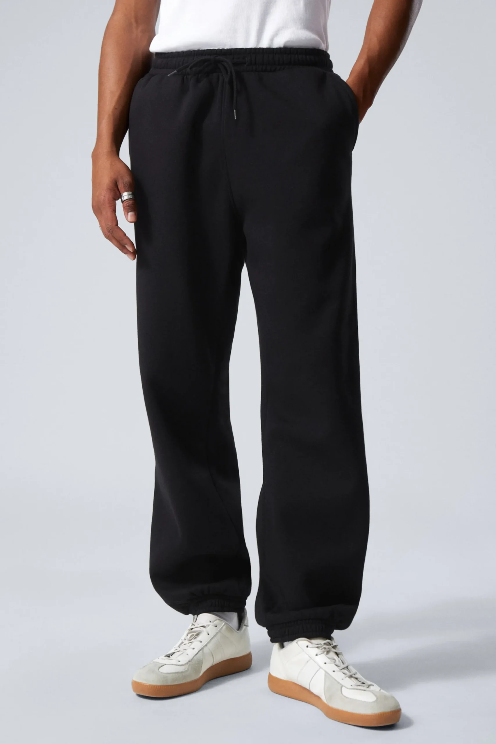 Weekday Basplagg | Byxor<STANDARD SWEATPANTS