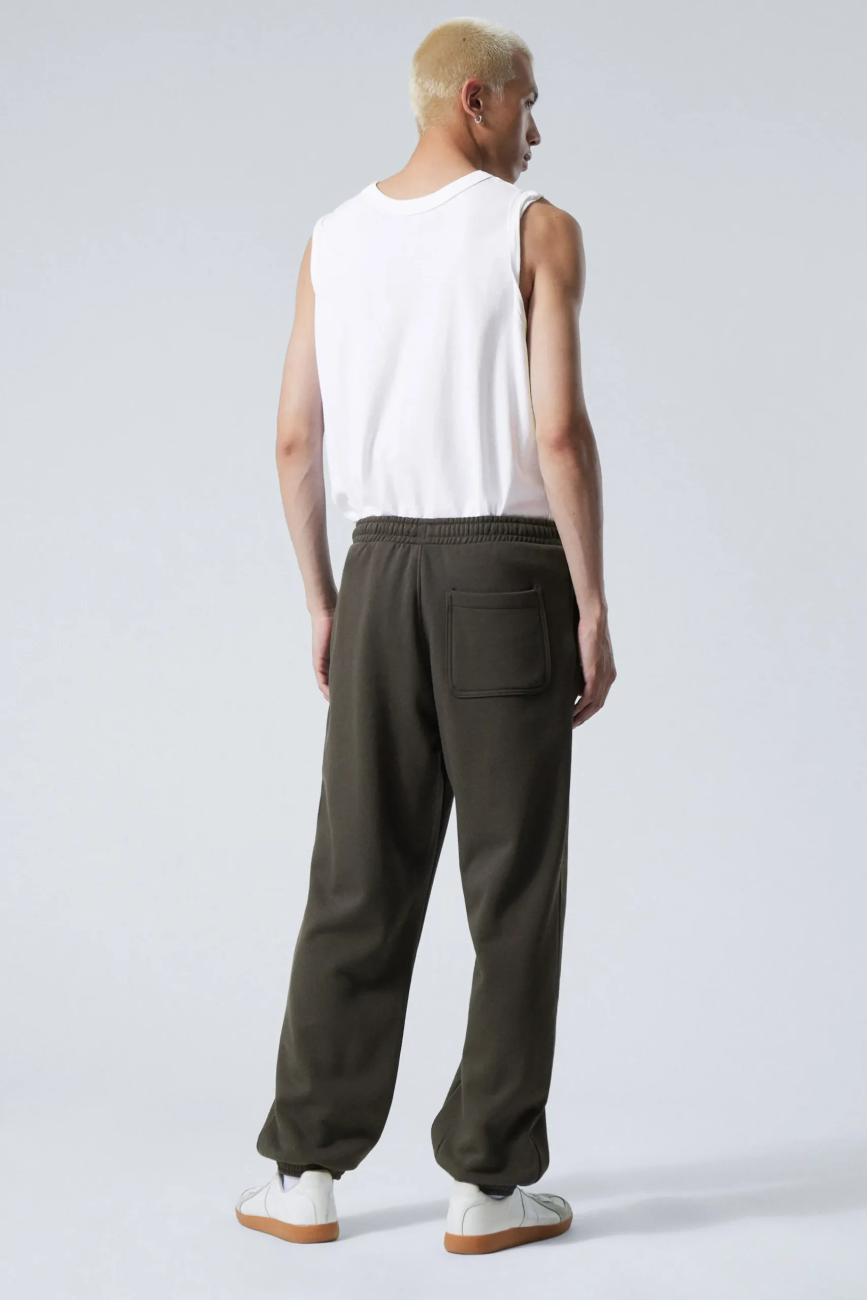 standard_sweatpants_3.webp Weekday Basplagg | Byxor<STANDARD SWEATPANTS