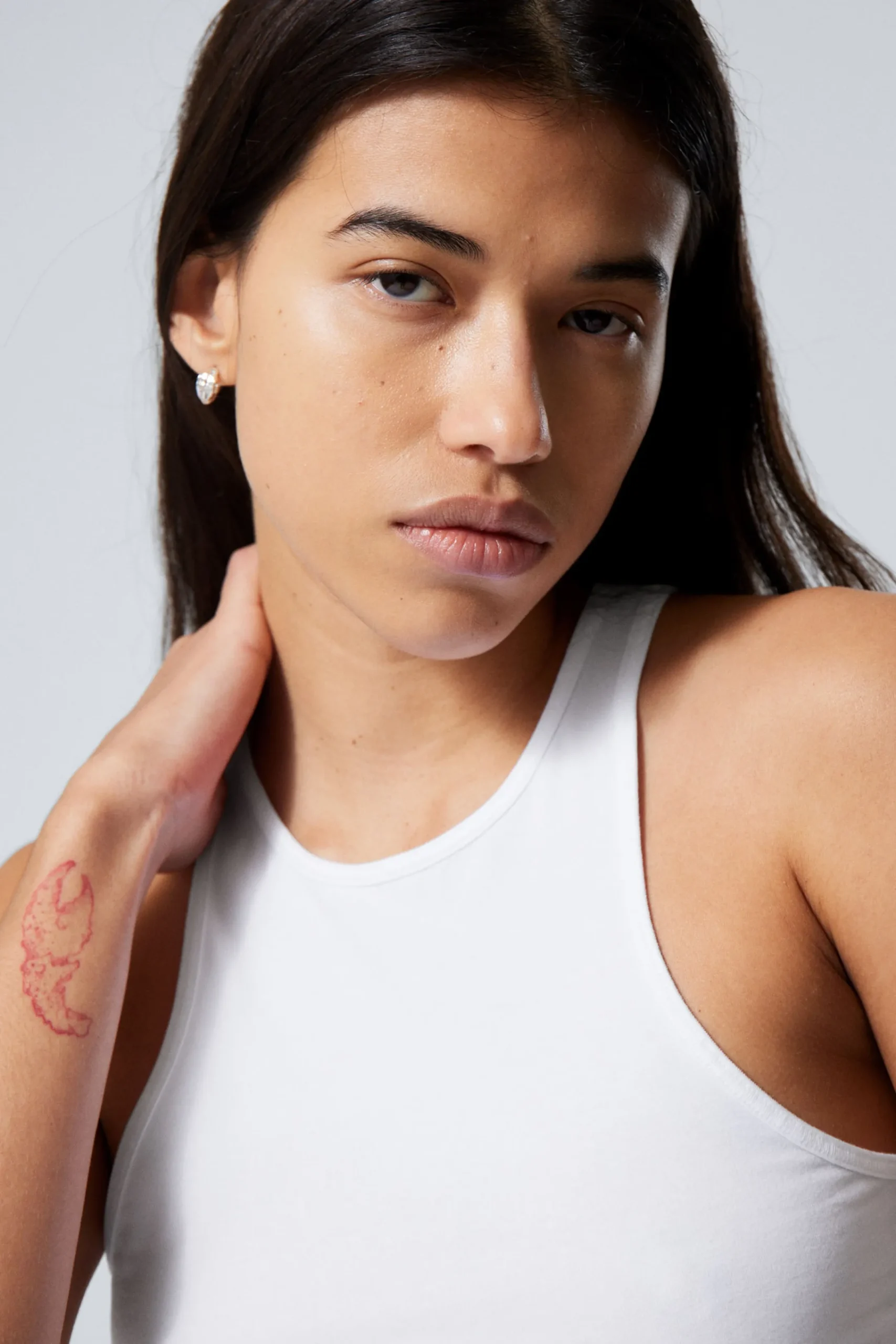Weekday Basplagg | Toppar<TIGHT LINNE