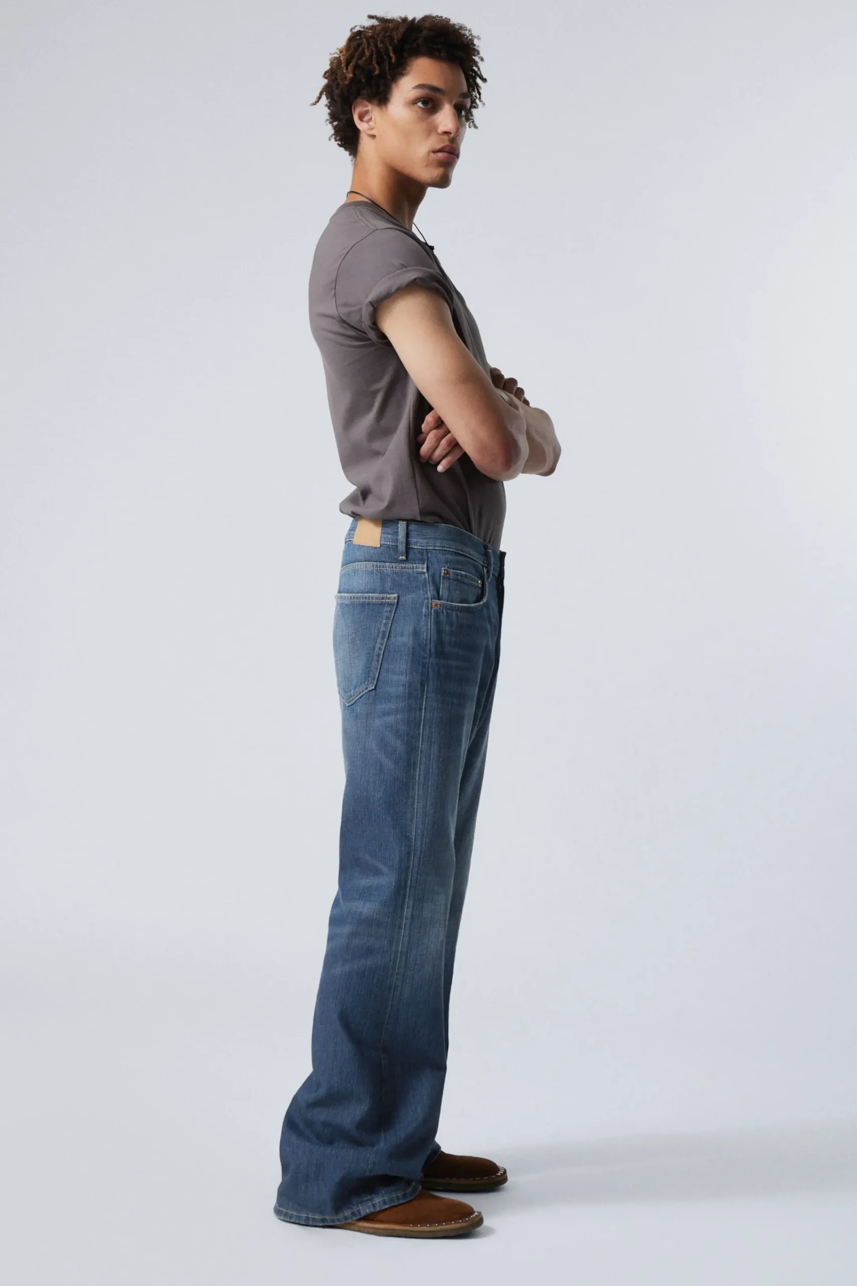 time_loose_bootcut_leg_jeans_5.webp Weekday Jeans<TIME LOOSE BOOTCUT LEG JEANS