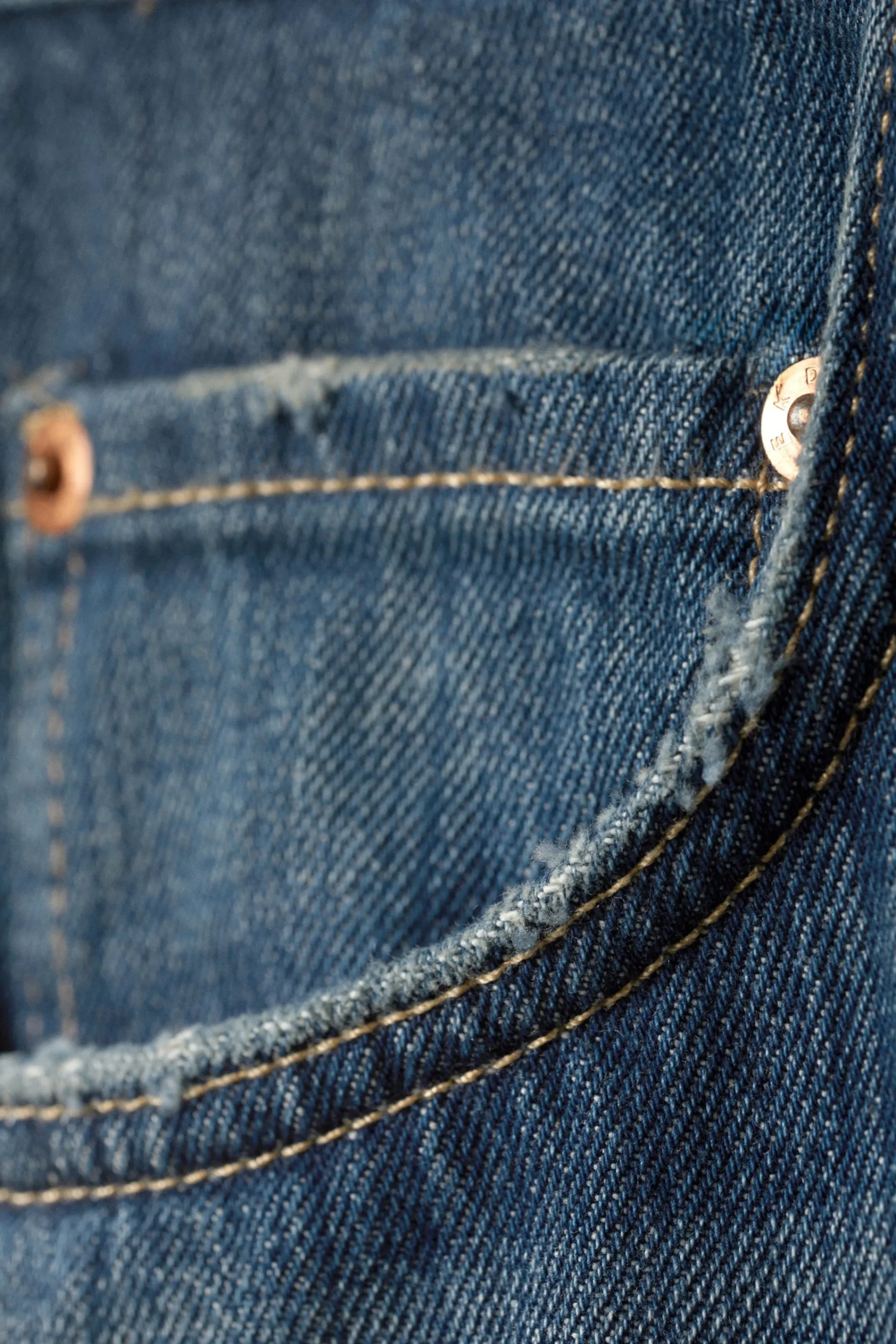 time_loose_bootcut_leg_jeans_6.webp Weekday Jeans<TIME LOOSE BOOTCUT LEG JEANS