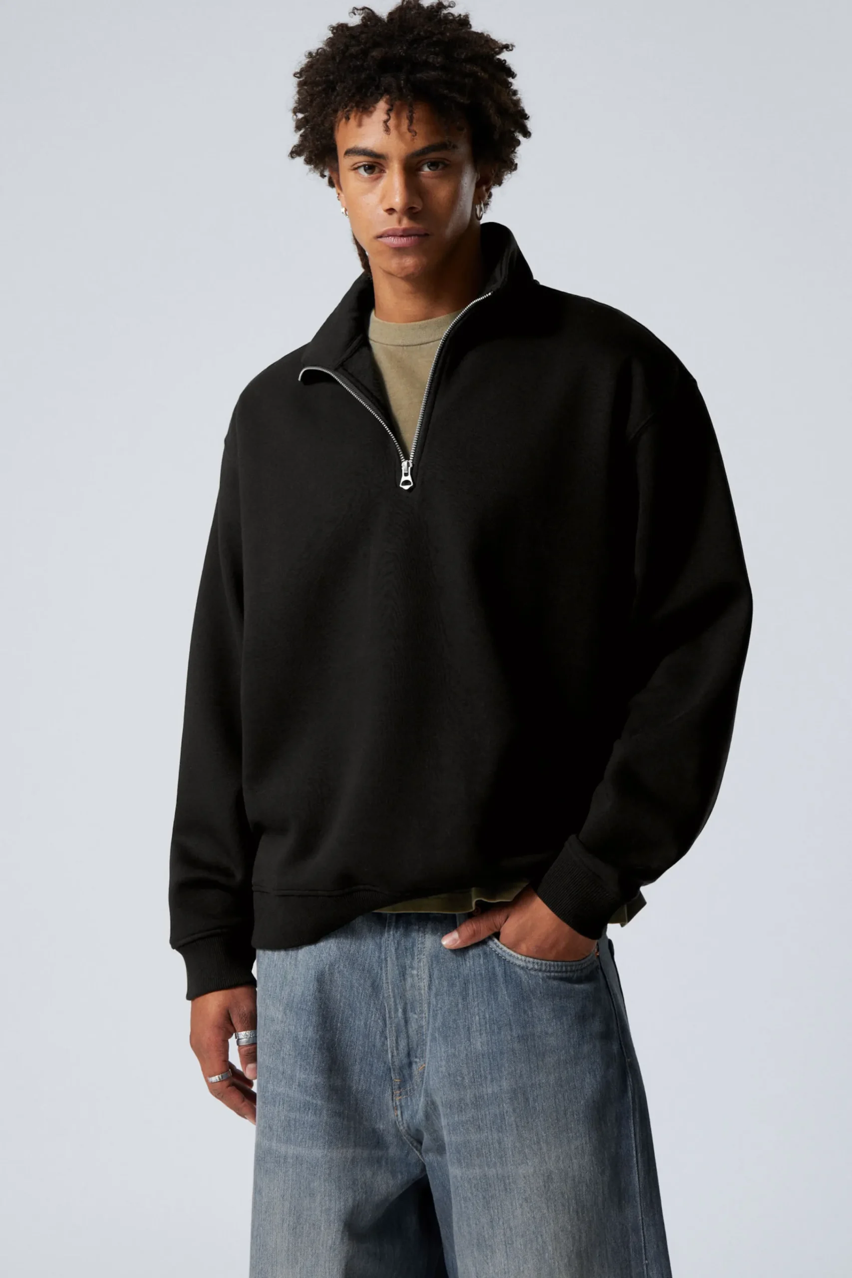 Weekday Sweatshirts | Basplagg<TUNG AVSLAPPNAD HALV-ZIP TRÖJA