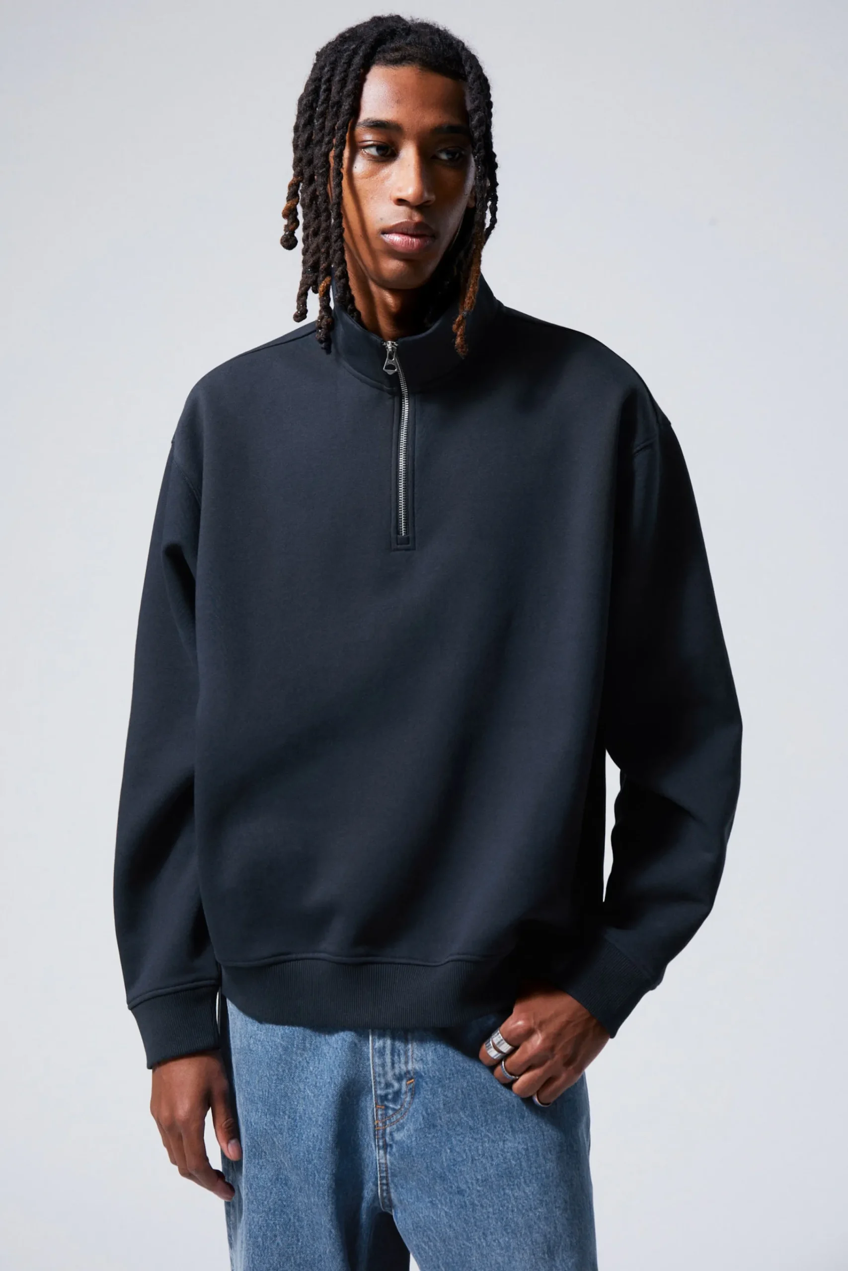 Weekday Sweatshirts | Basplagg<TUNG AVSLAPPNAD HALV-ZIP TRÖJA