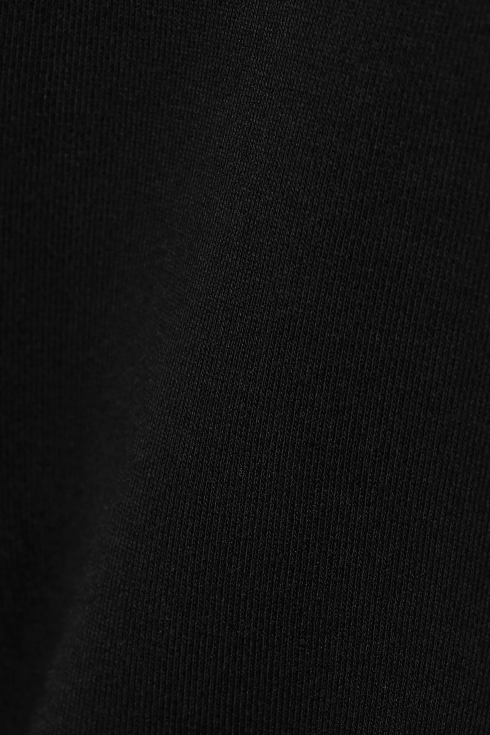 tung_avslappnad_halvzip_trja_4-2.webp Weekday Sweatshirts | Basplagg<TUNG AVSLAPPNAD HALV-ZIP TRÖJA