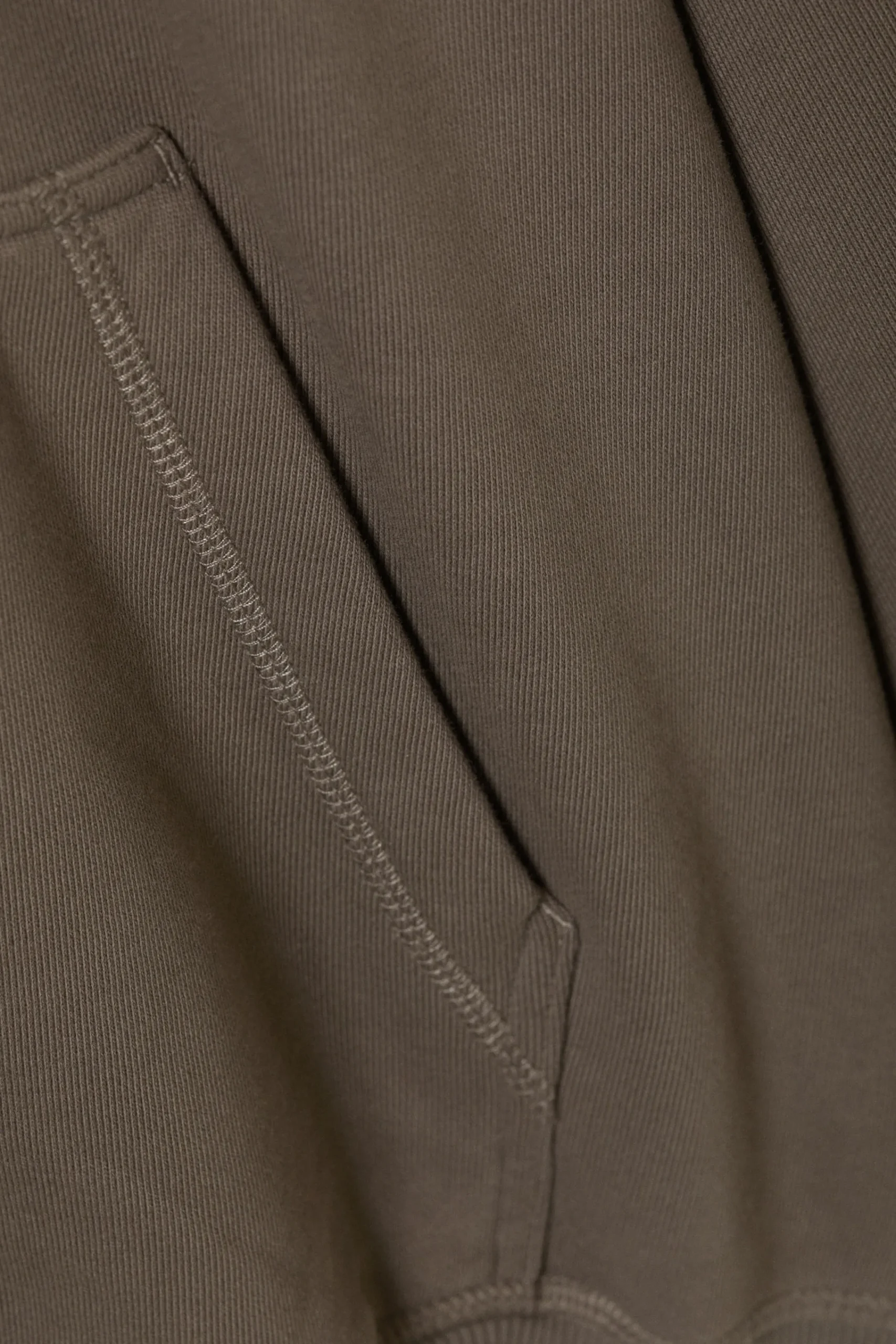tung_ledig_hoodie_4-1.webp Weekday Hoodies | Basplagg<TUNG LEDIG HOODIE