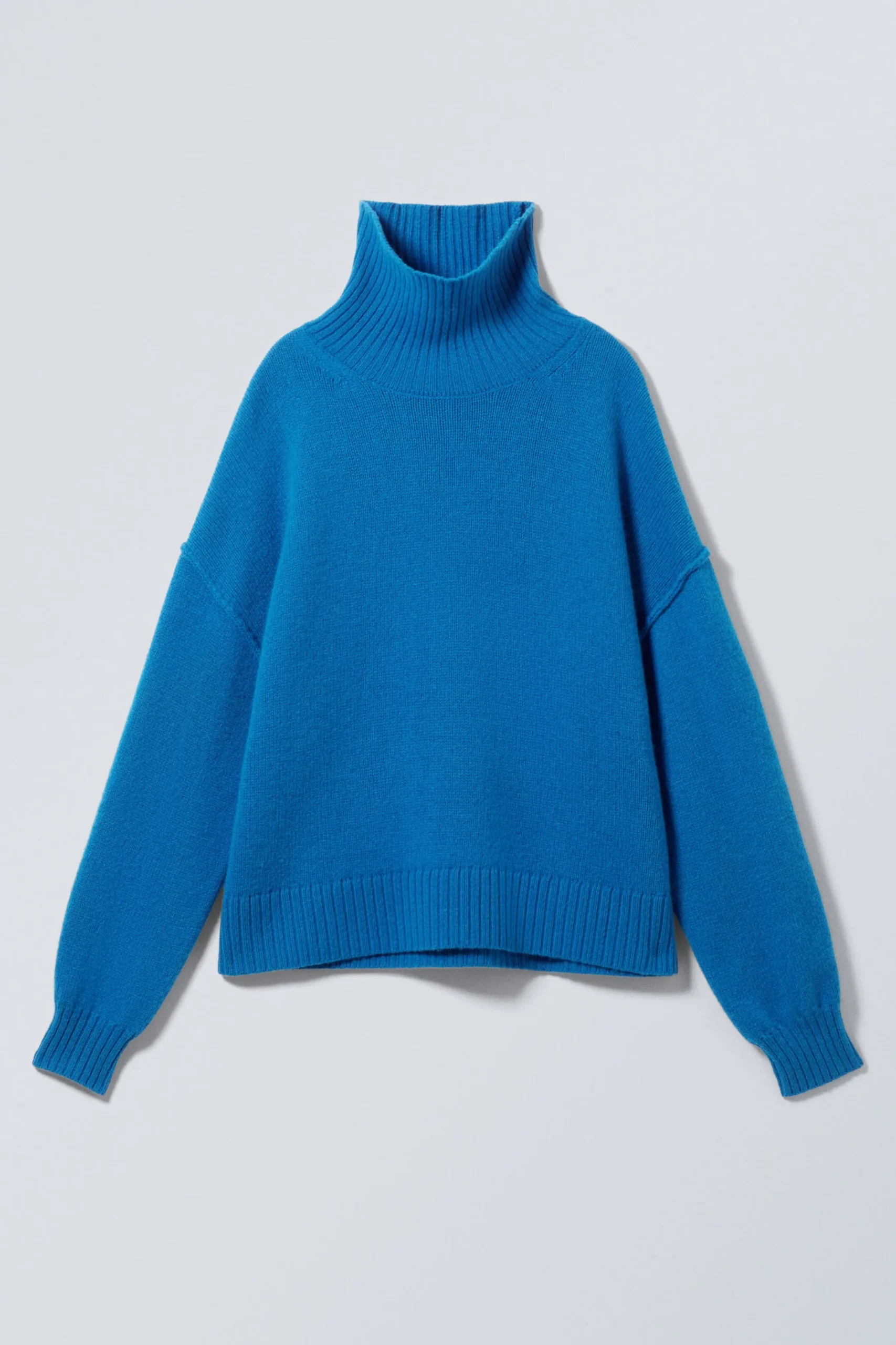 turtleneck_i_ull_2-1.webp Weekday Stickat<TURTLENECK I ULL