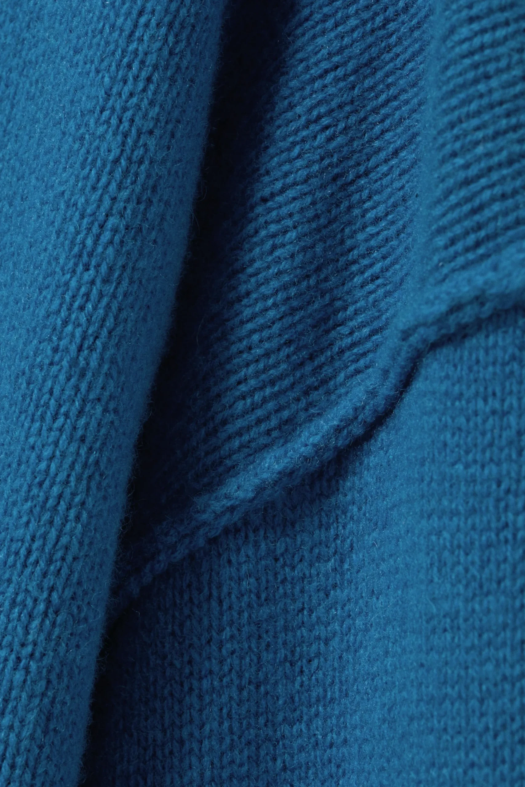 turtleneck_i_ull_4-1.webp Weekday Stickat<TURTLENECK I ULL