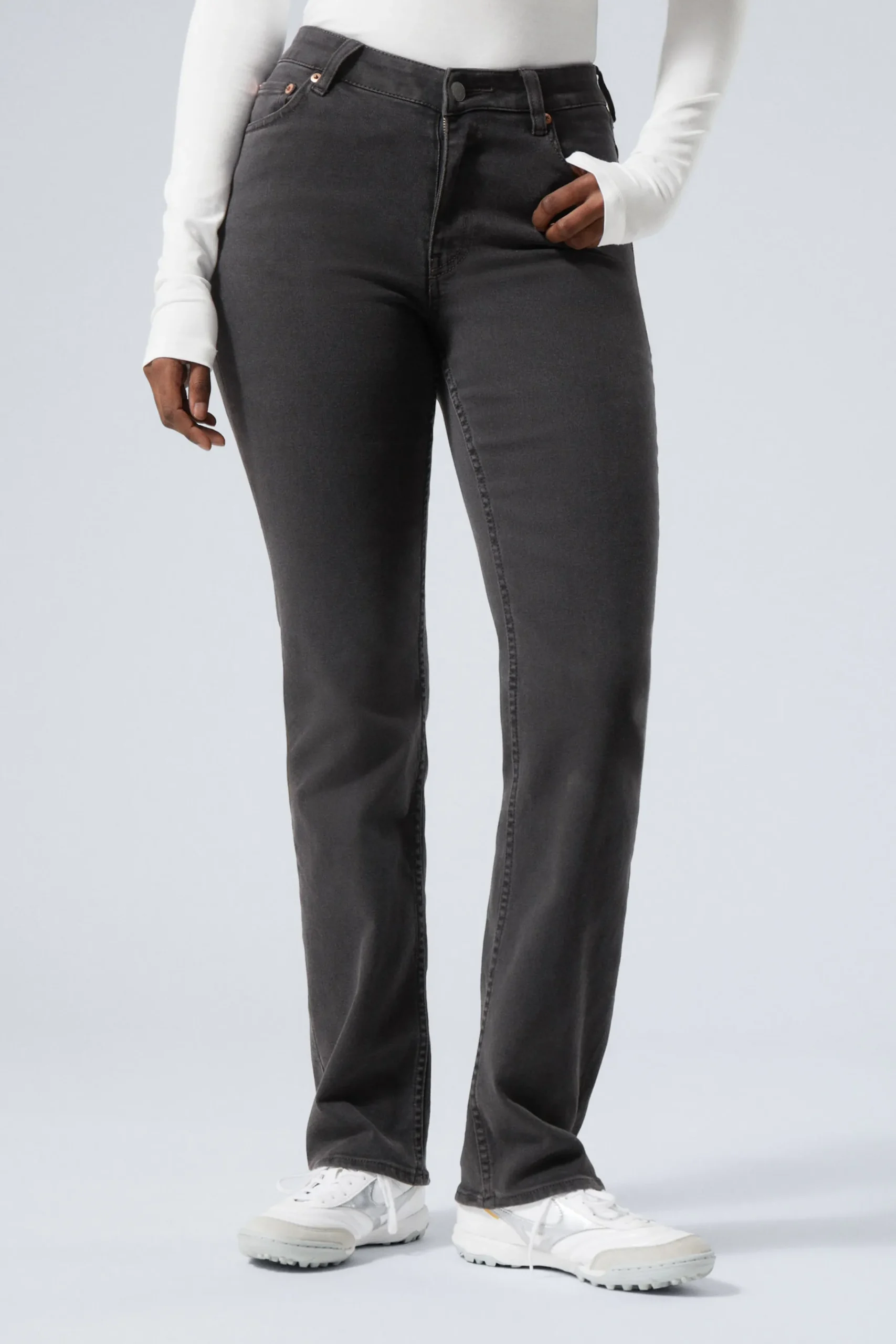Weekday Jeans<TWIG CURVE MID WAIST SLIM STRAIGHT LEG JEANS