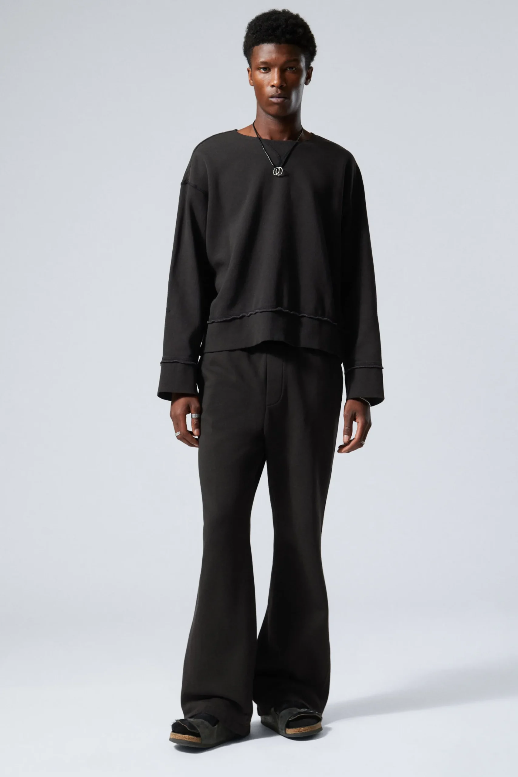 Weekday Byxor<UTSVÄNGDA SWEATPANTS