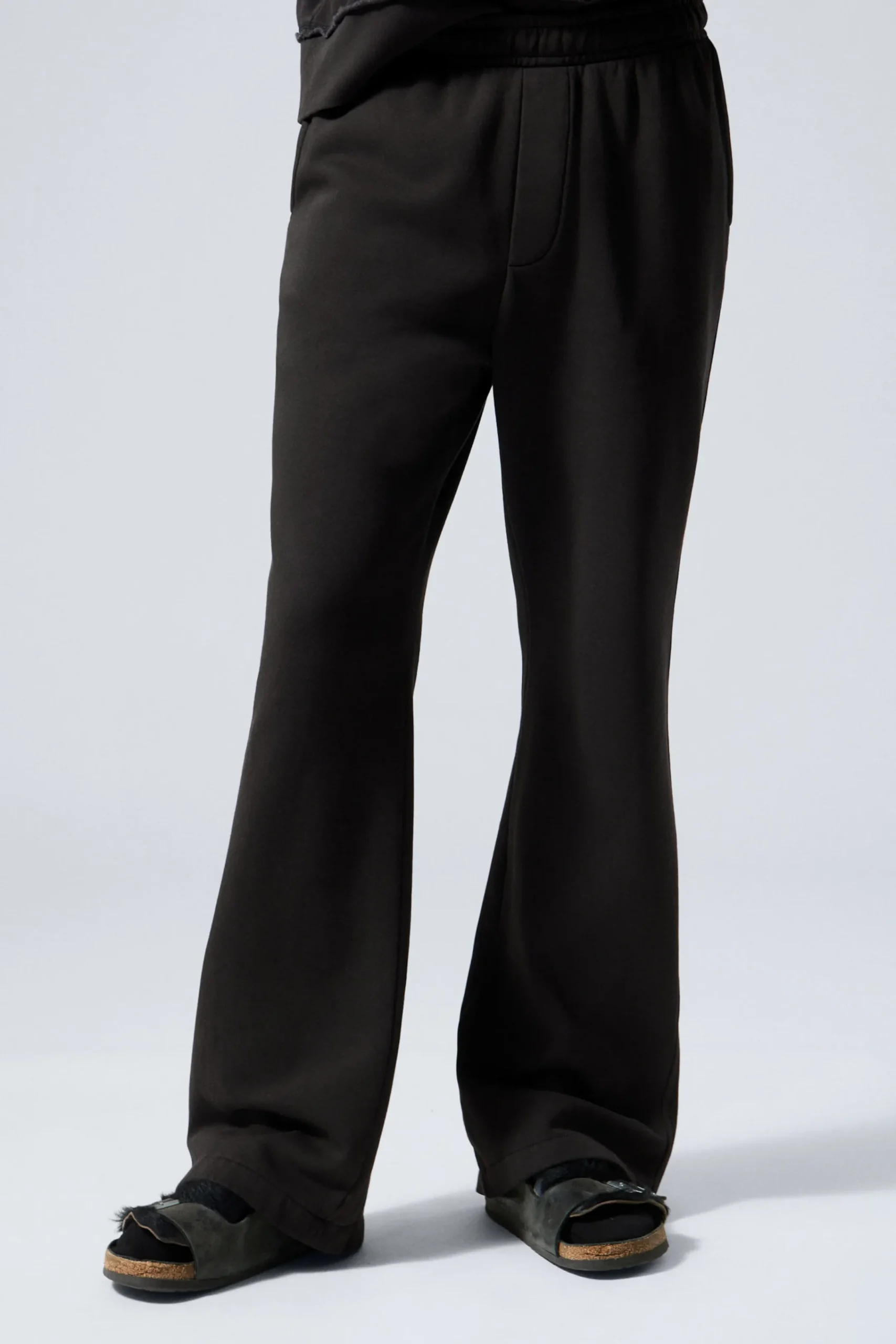 Weekday Byxor<UTSVÄNGDA SWEATPANTS
