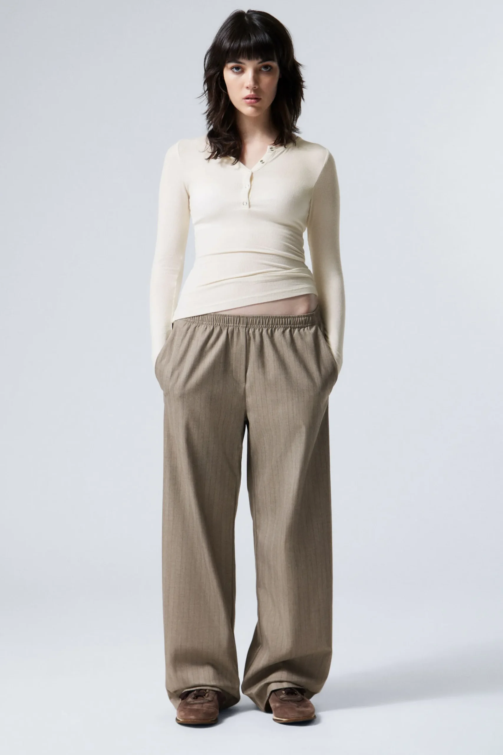 Weekday Byxor<VIDA PULL-ON KOSTYMBYXOR