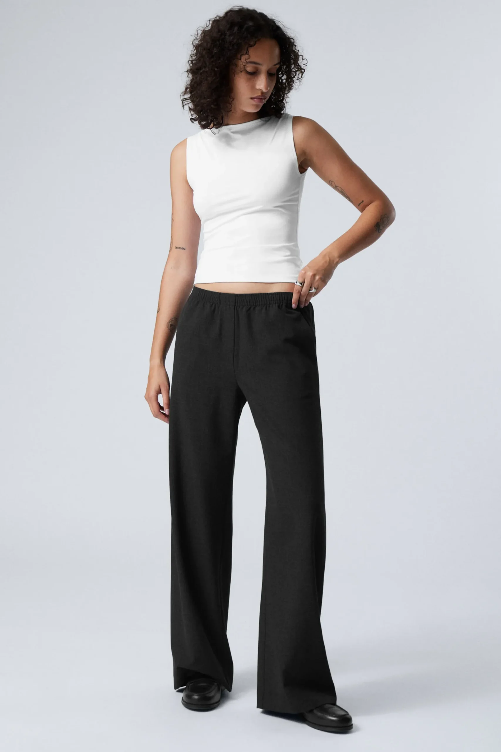 Weekday Byxor<VIDA PULL-ON KOSTYMBYXOR