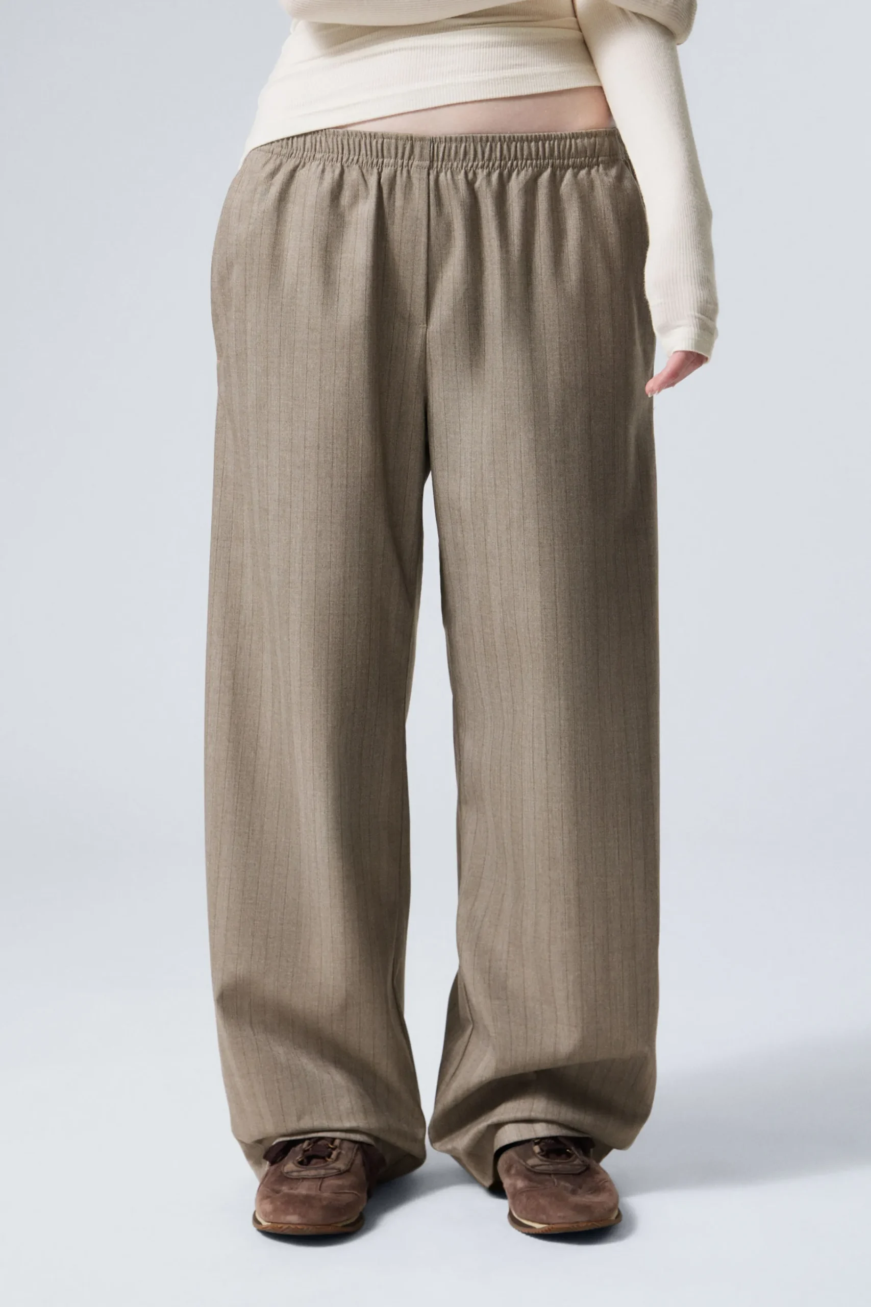 Weekday Byxor<VIDA PULL-ON KOSTYMBYXOR