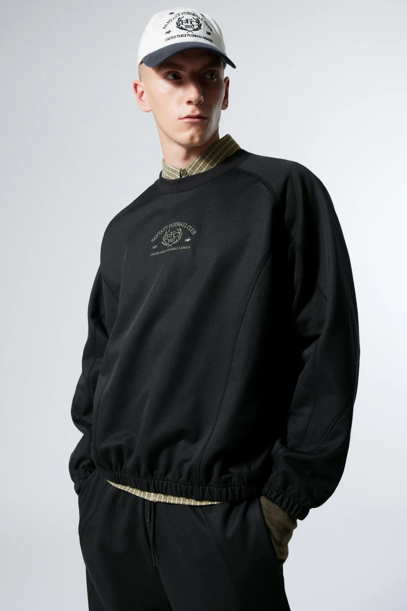 Weekday Graphics | Sweatshirts<WARM UP LEDIG SWEATSHIRT