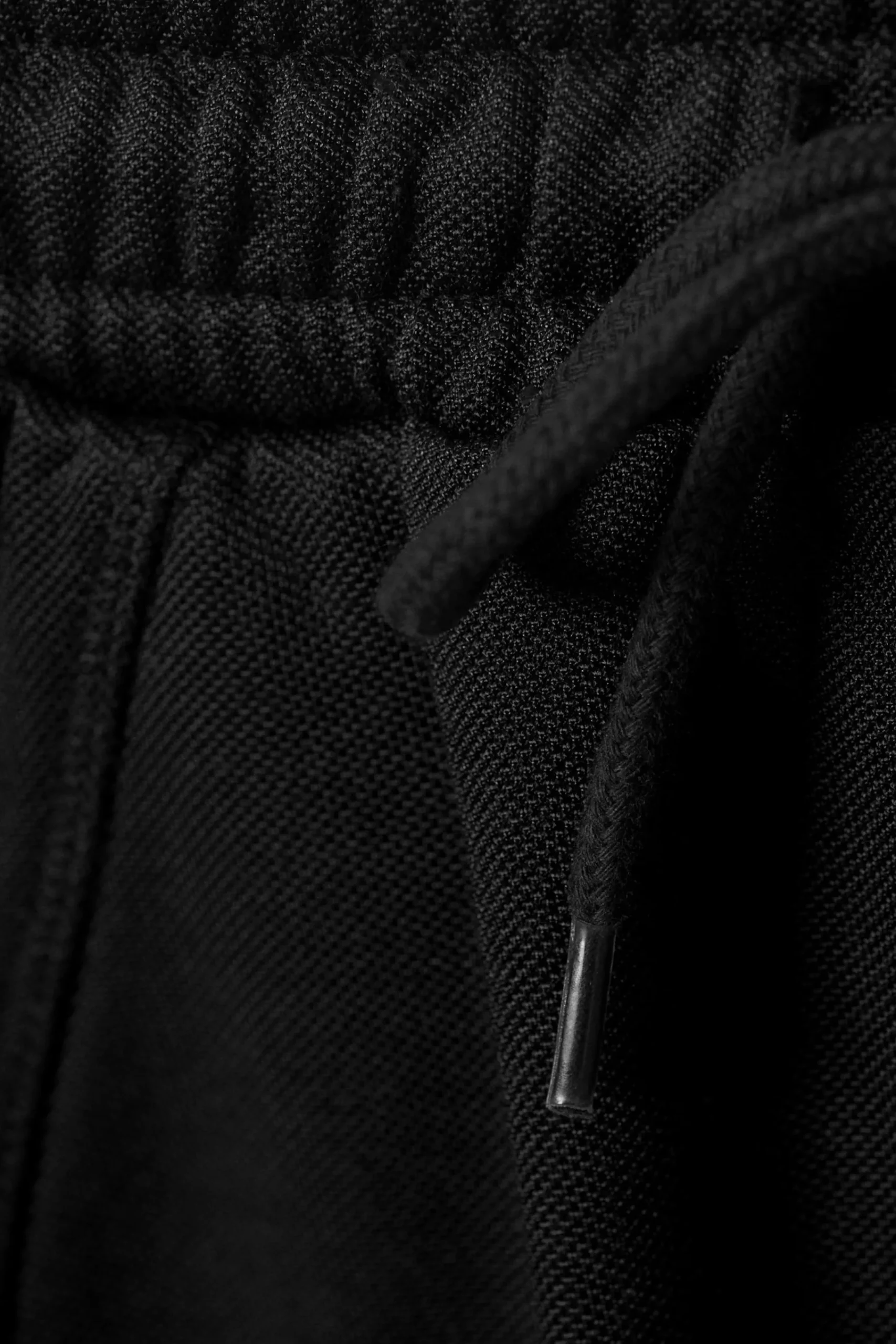 warm_up_sweatpants_med_rak_passform_5.webp Weekday Graphics<WARM UP SWEATPANTS MED RAK PASSFORM