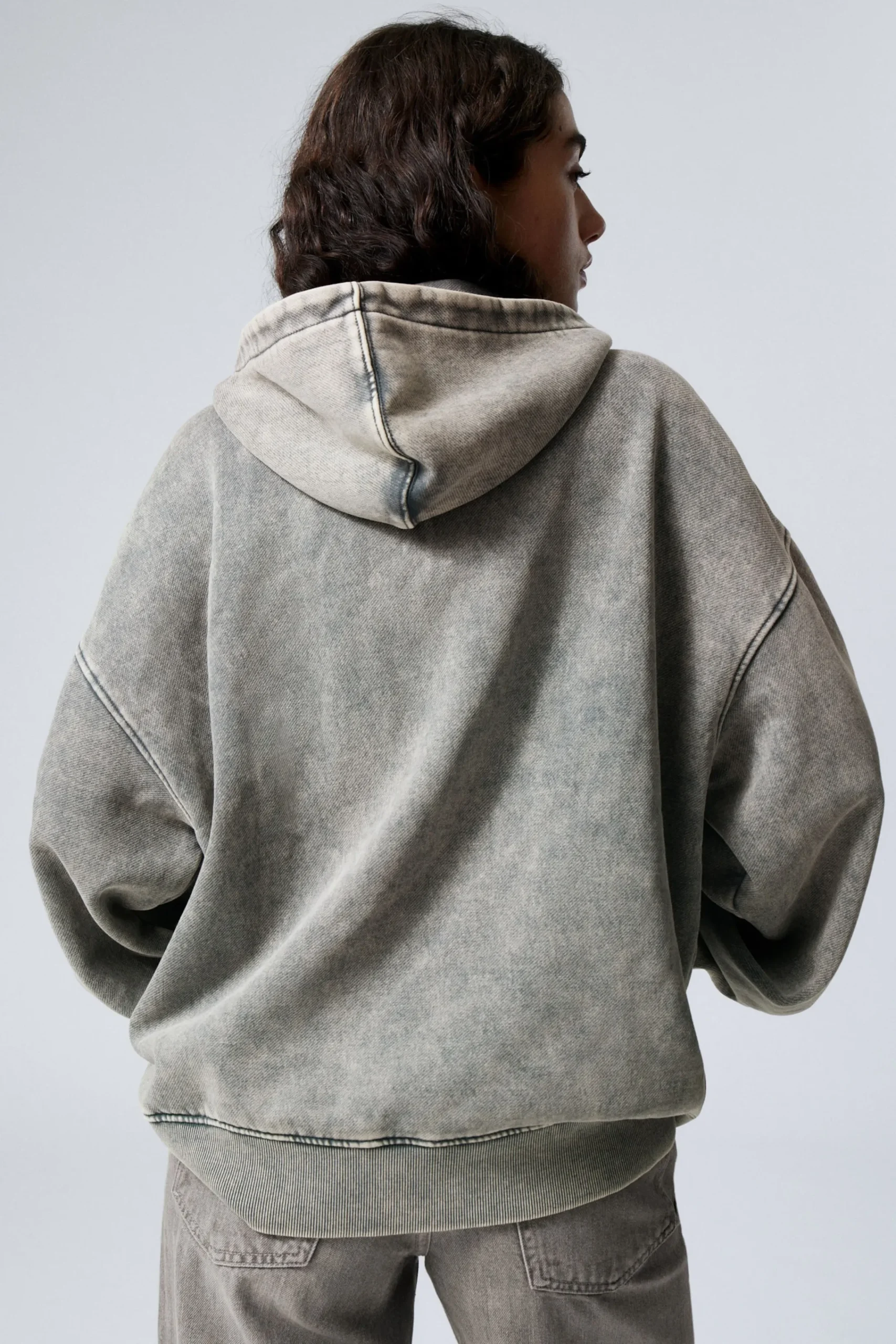 washed_loose_fit_zip_hoodie_3.webp Weekday Hoodies<WASHED LOOSE FIT ZIP HOODIE