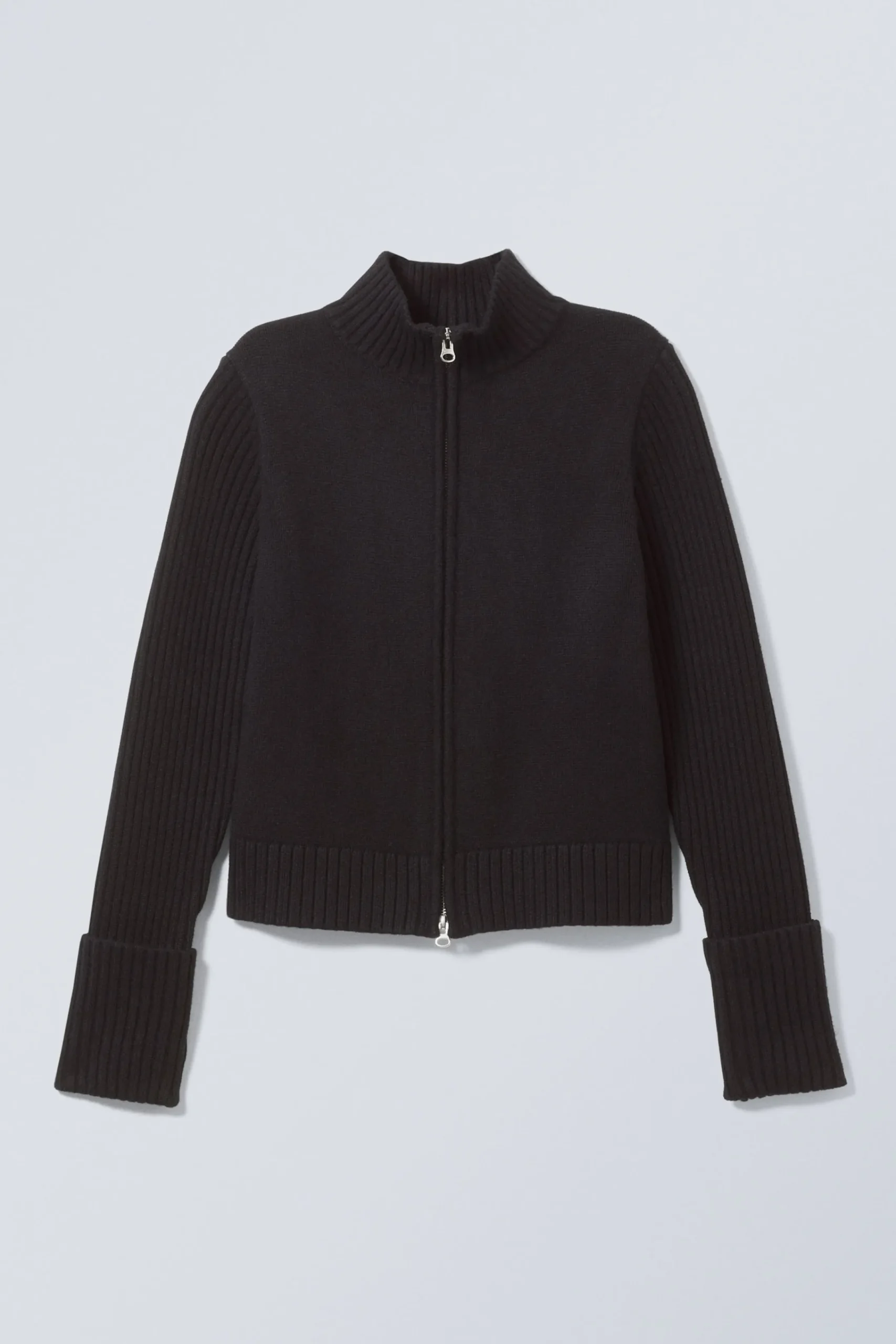 winona_zip_cardigan_2-2.webp Weekday Stickat<WINONA ZIP CARDIGAN