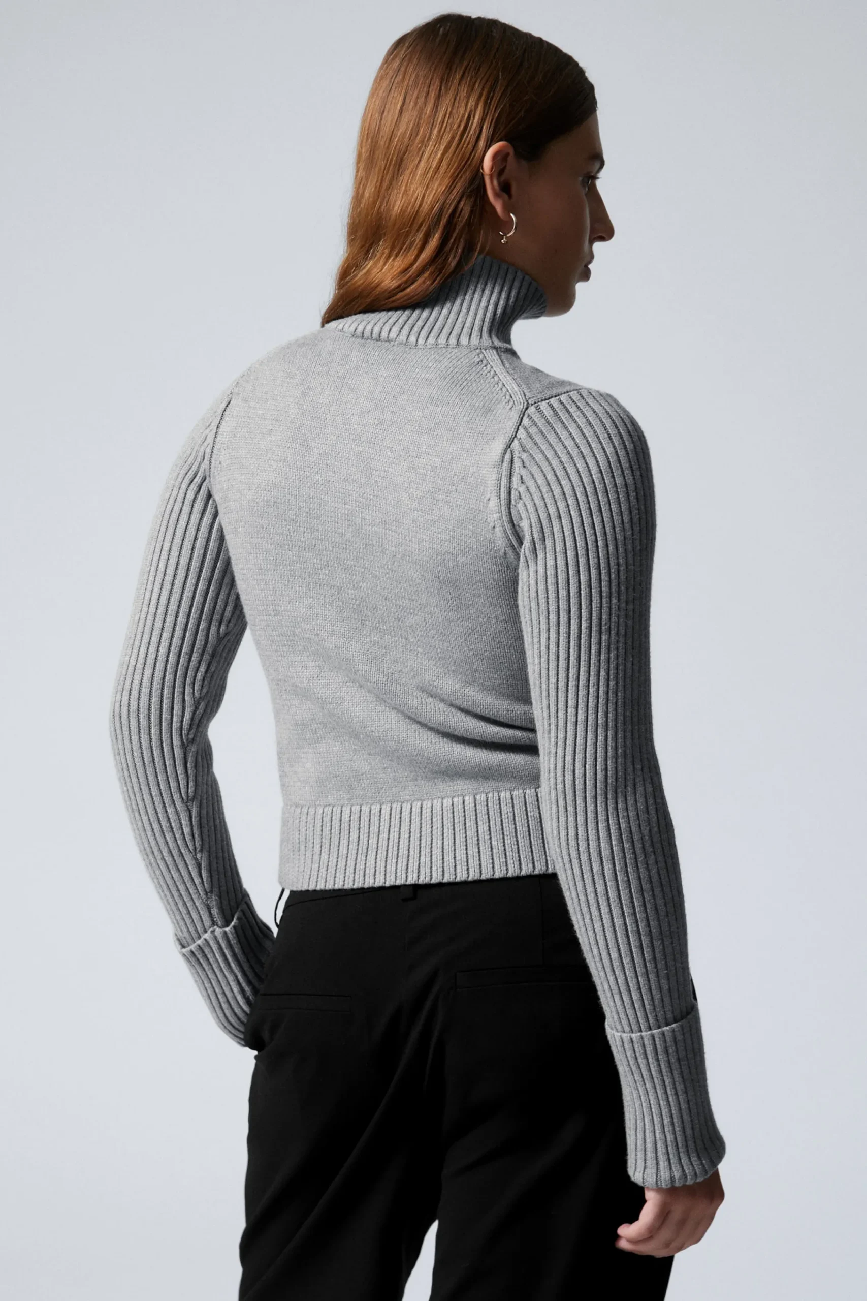 winona_zip_cardigan_3-1.webp Weekday Stickat<WINONA ZIP CARDIGAN